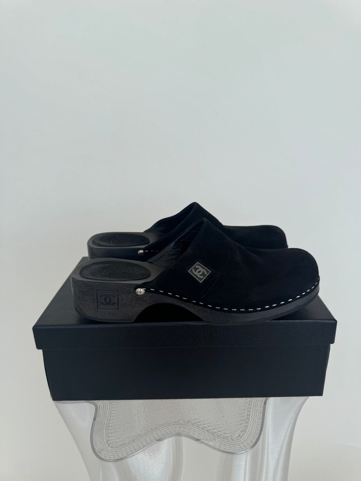 Chanel Suede CC Wooden Clogs Women - Full Set