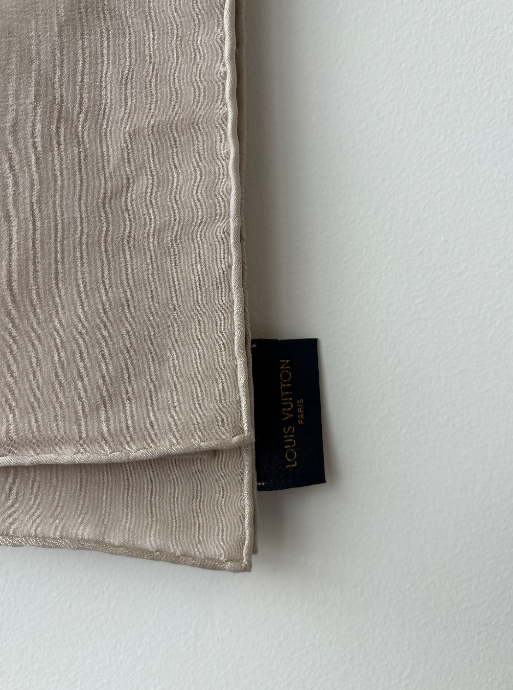 Louis Vuitton Beige “Châle Monogram” Scarf