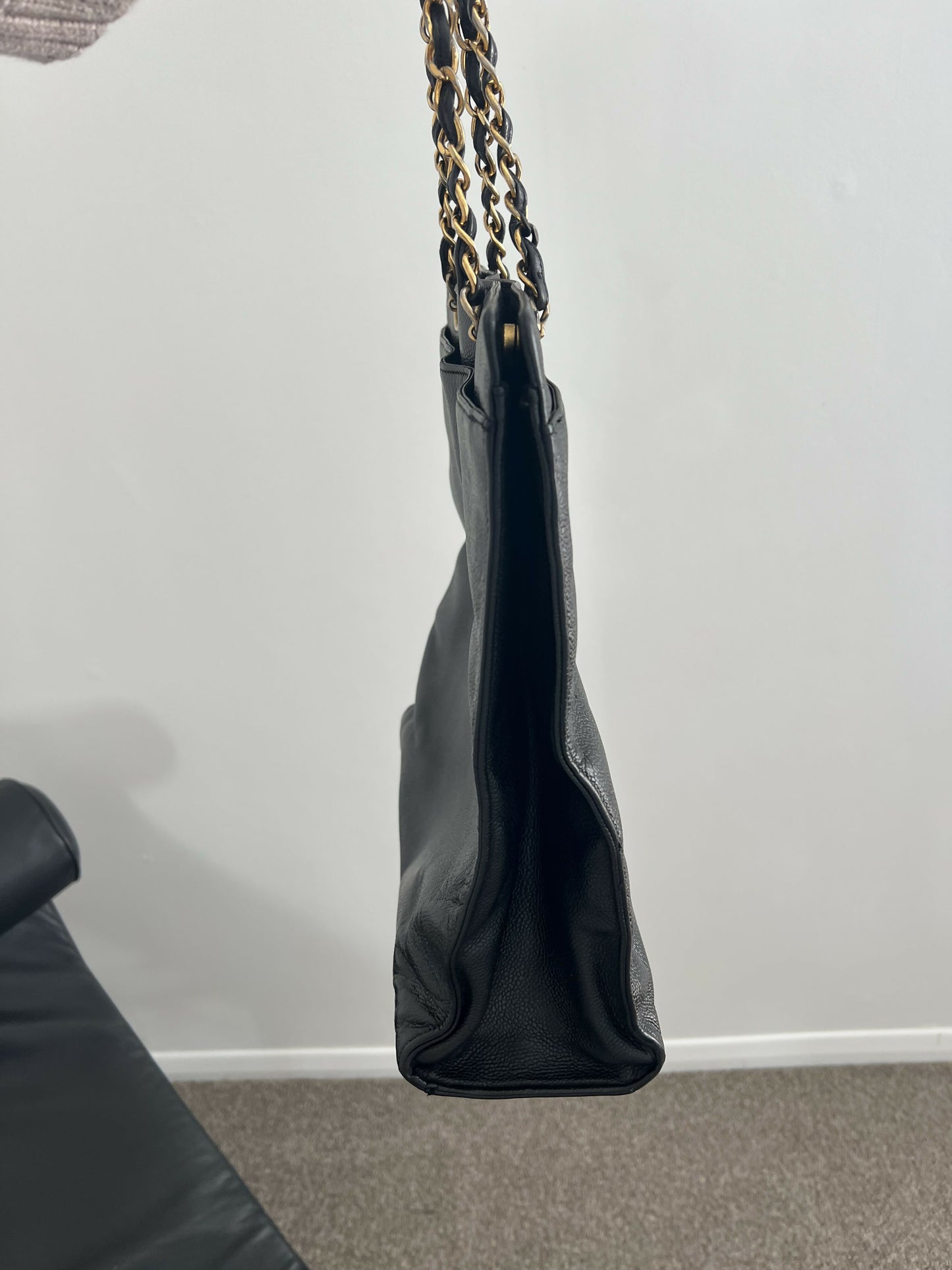 Chanel CC Chain Tote, in Caviar Leather in Black with Gold-Suffused Alloy Hardware