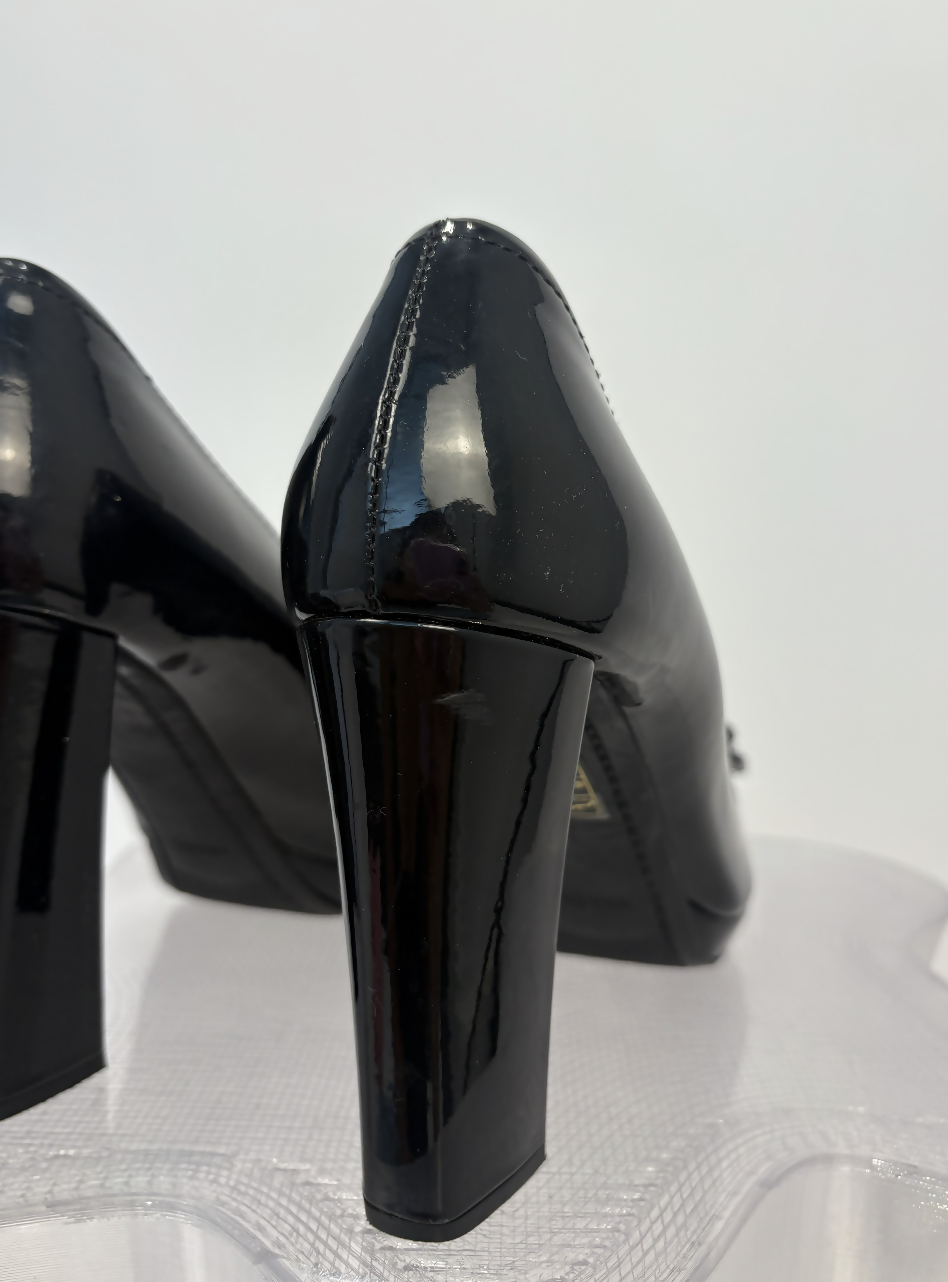 Prada Black Pumps with Bow