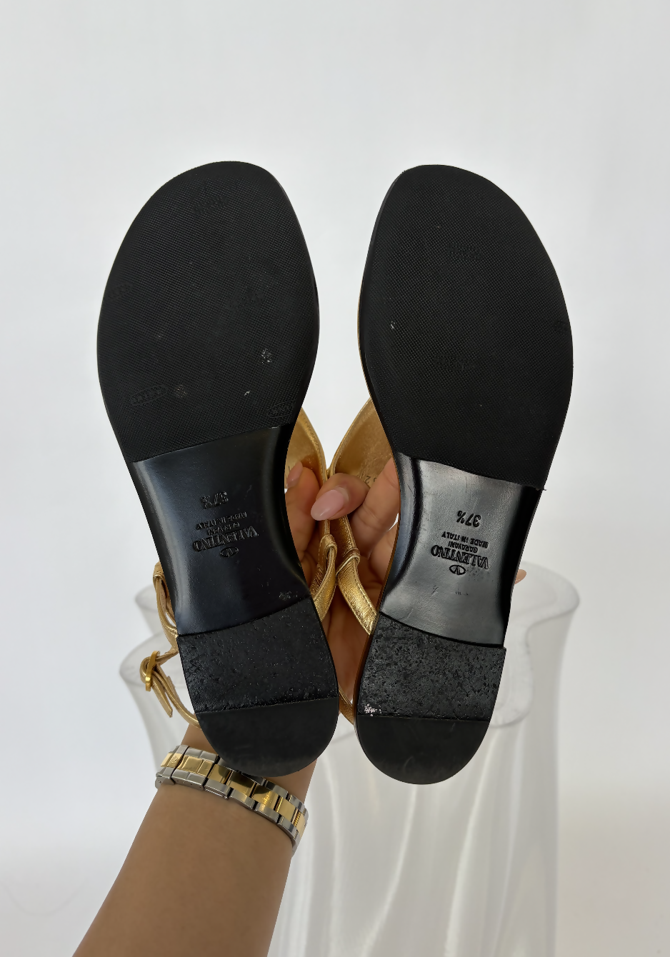 Valentino VLogo Chain Metallic Nappa Flat Thong Sandals