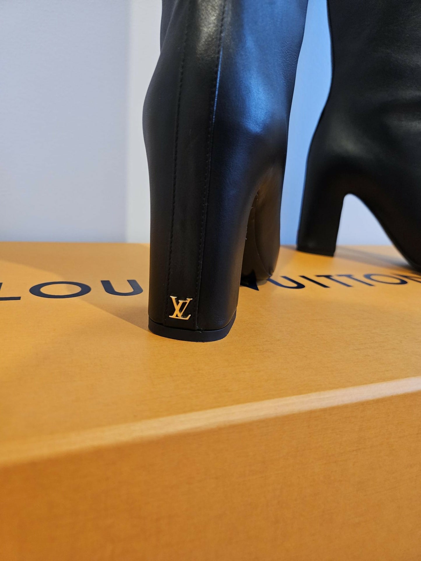 Louis Vuitton Donna High Boots - Full Set