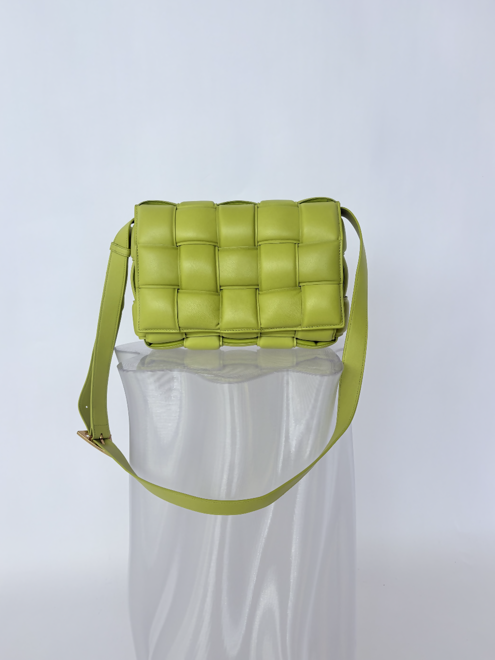 Bottega Veneta Nappa Maxi Intreccio Padded Cassette Crossbody Bag in Kiwi