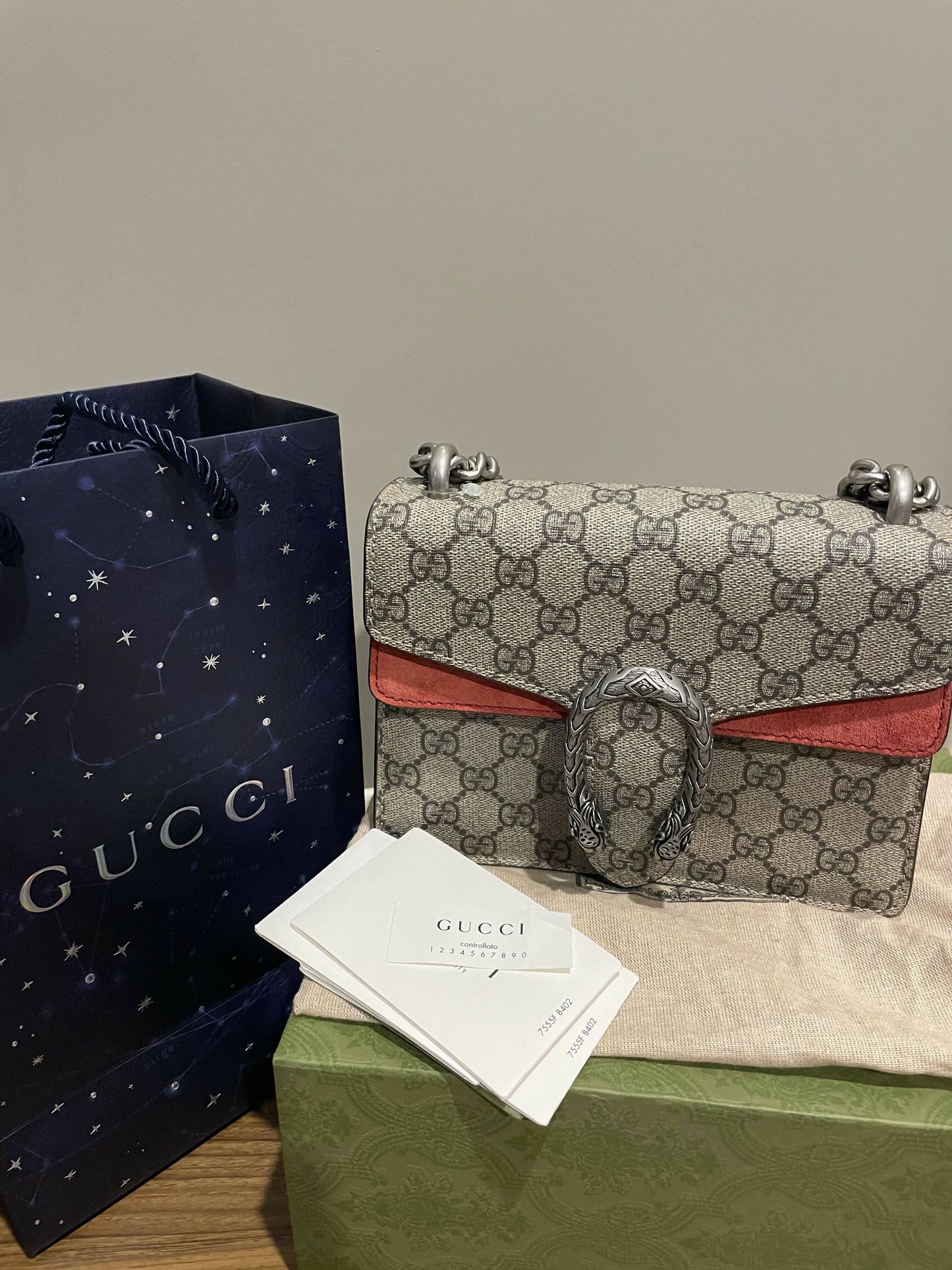 Gucci Dionysus GG Supreme mini bag