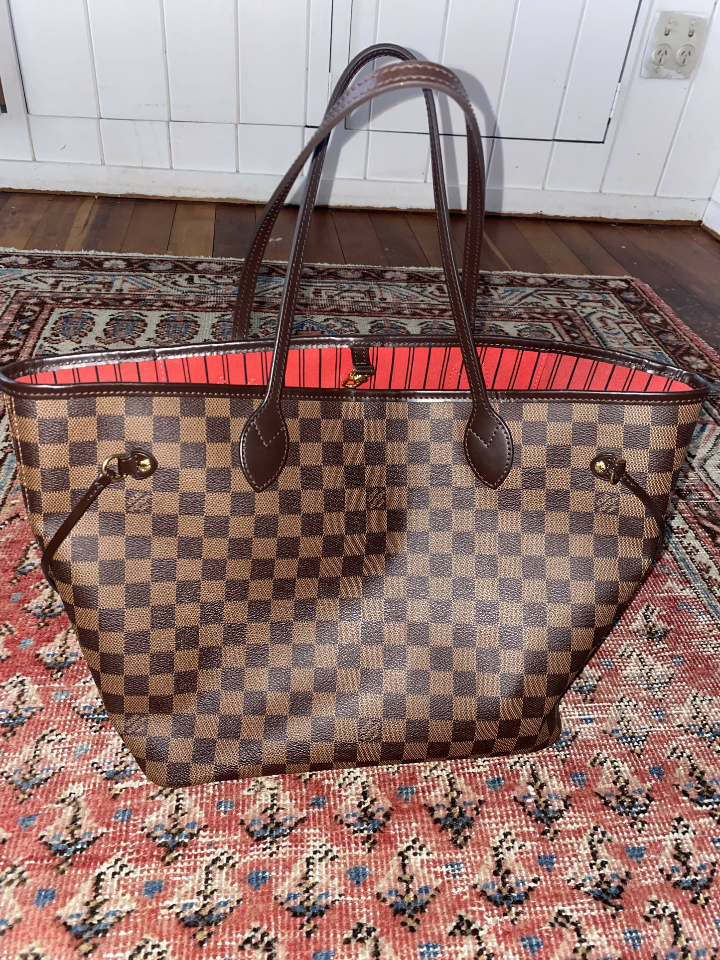 Louis Vuitton MM Neverfull Damier Canvas