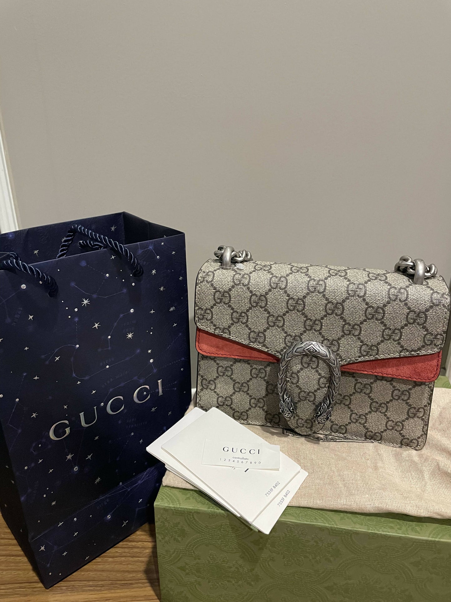 Gucci Dionysus GG Supreme mini bag