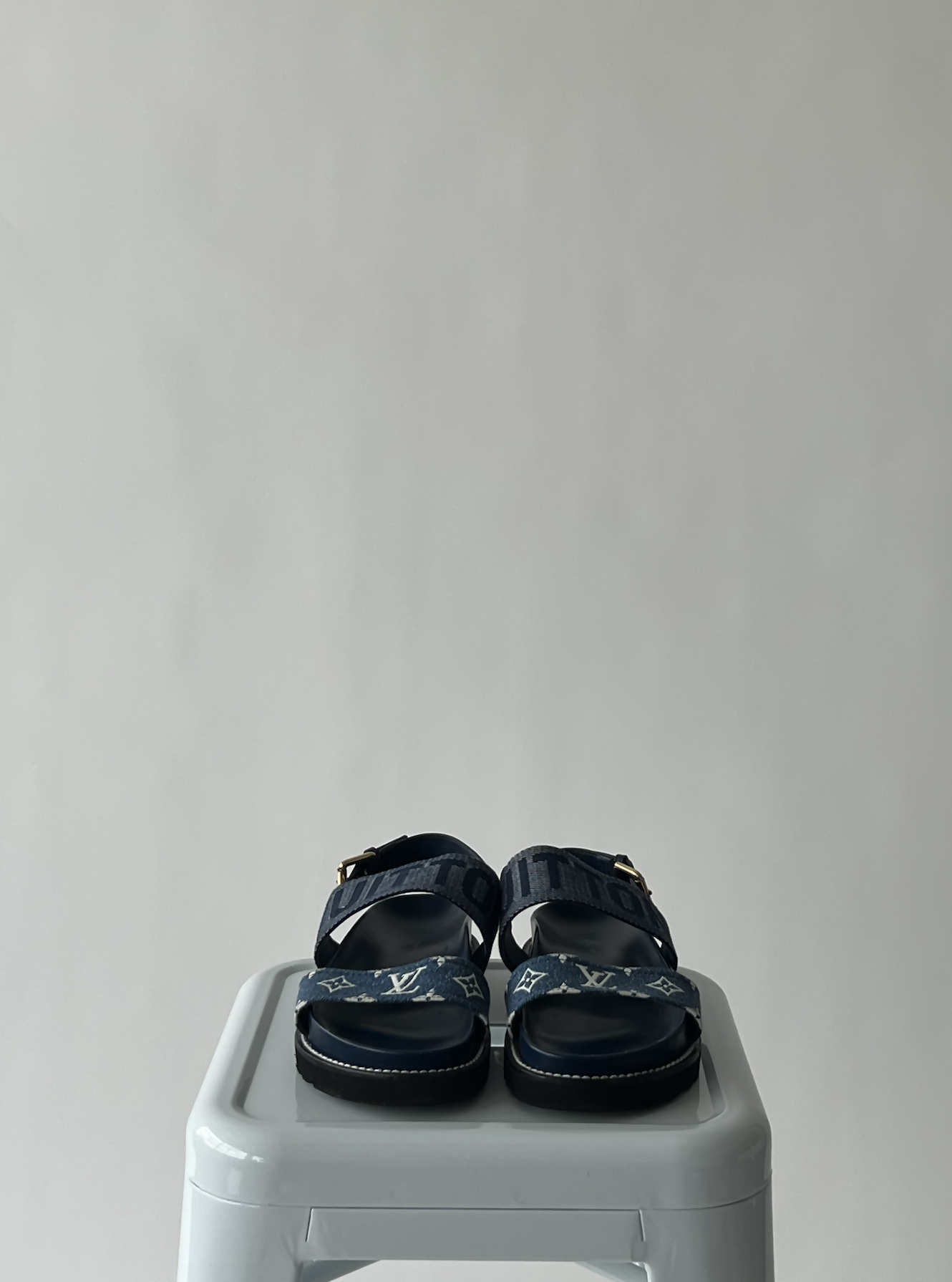 Louis Vuitton Paseo Flat Comfort Sandals - Full set