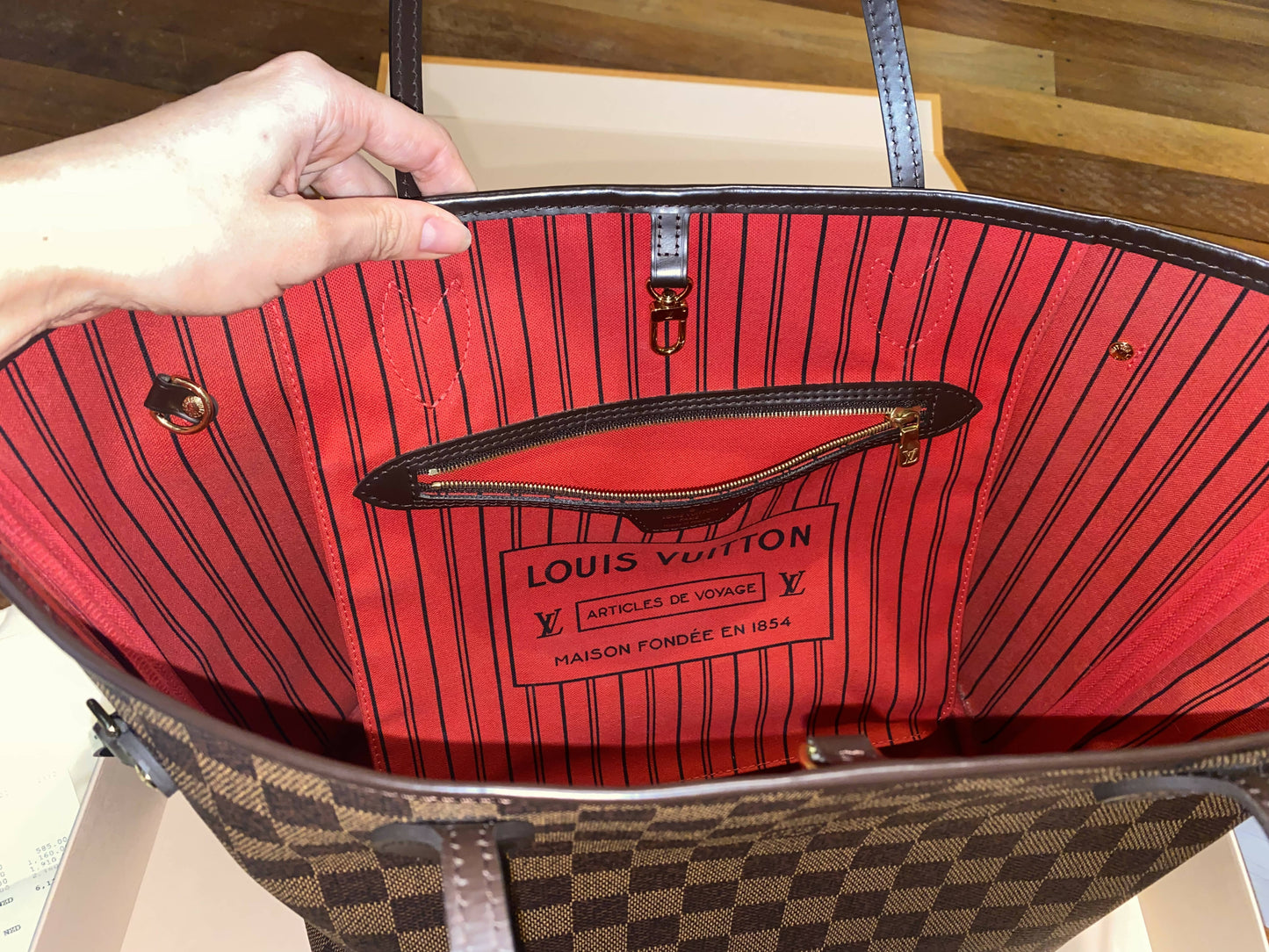 Louis Vuitton MM Neverfull Damier Canvas