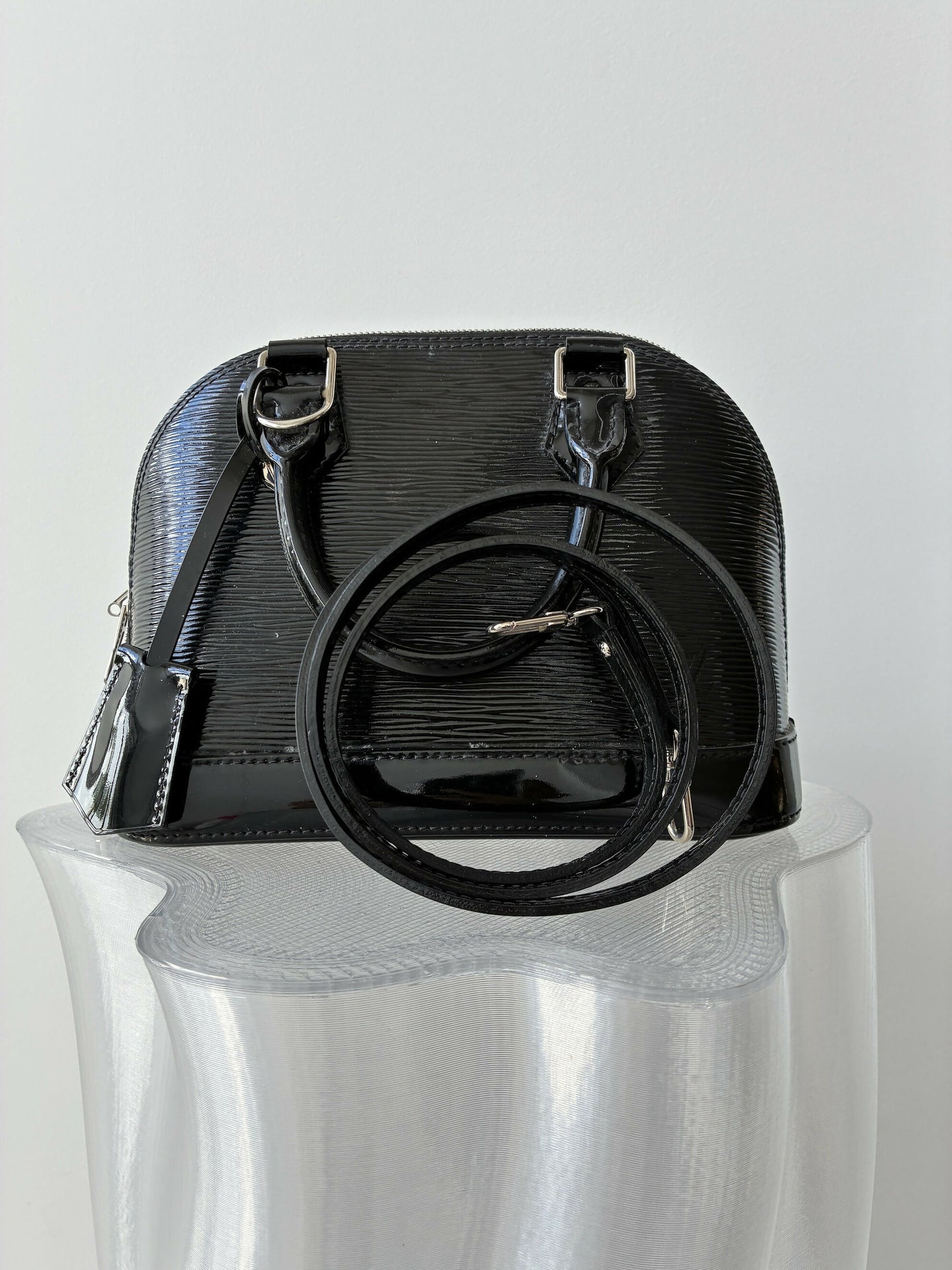 Louis Vuitton Alma BB in Electric Epi Leather
