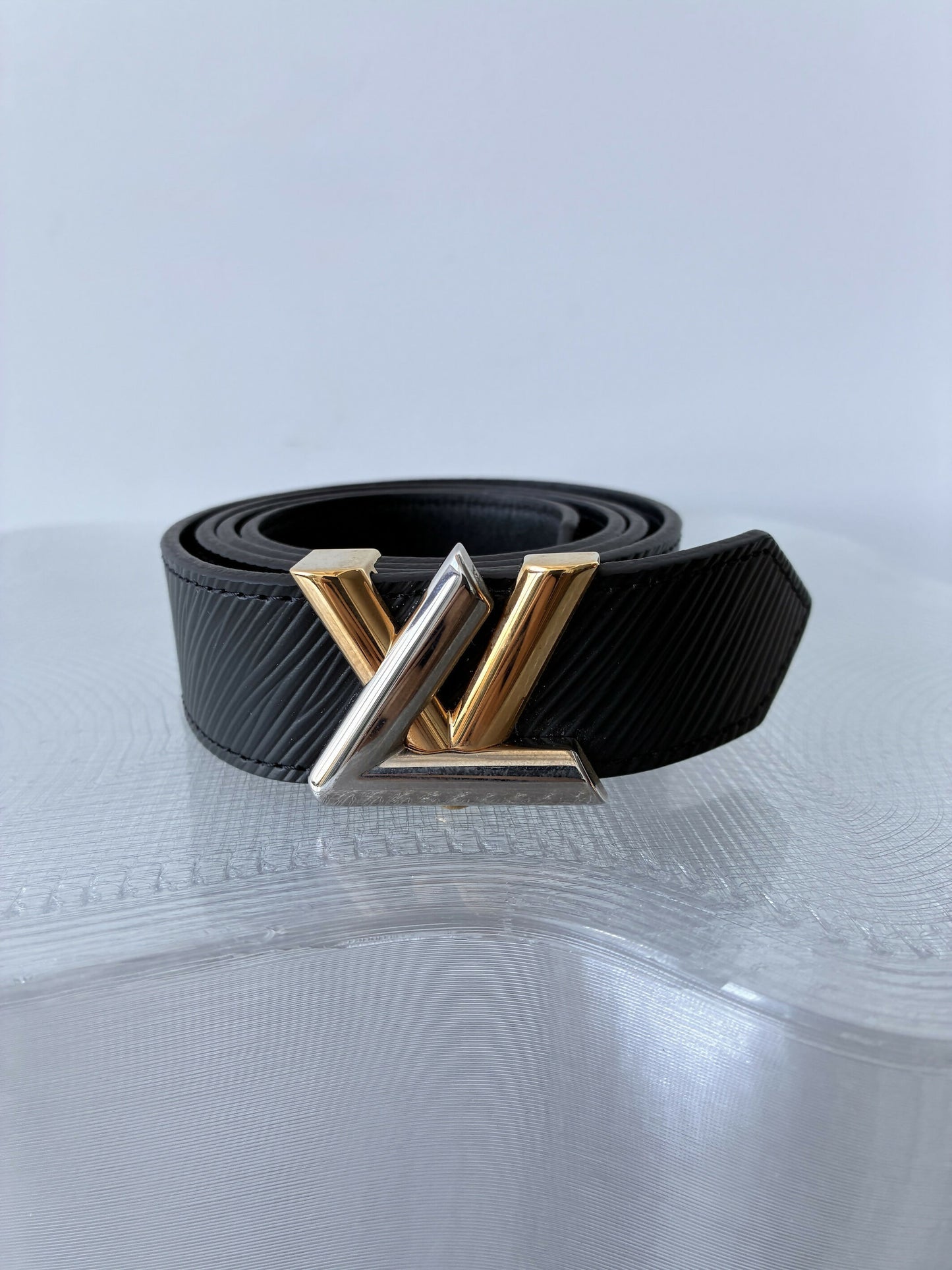 Louis Vuitton Epi Leather Dual-Toned Twist Belt