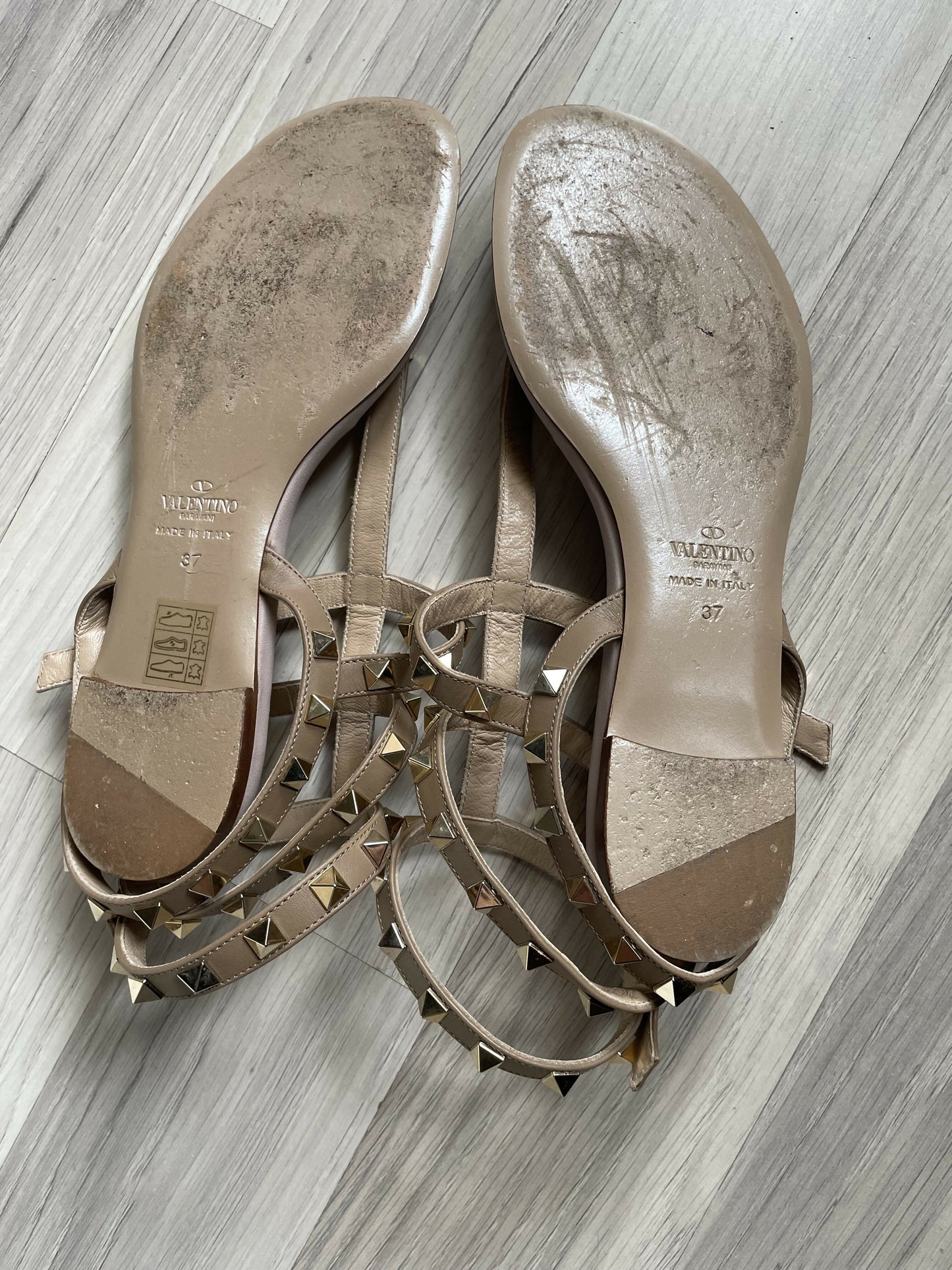 Valentino Garavani Rockstud sandals