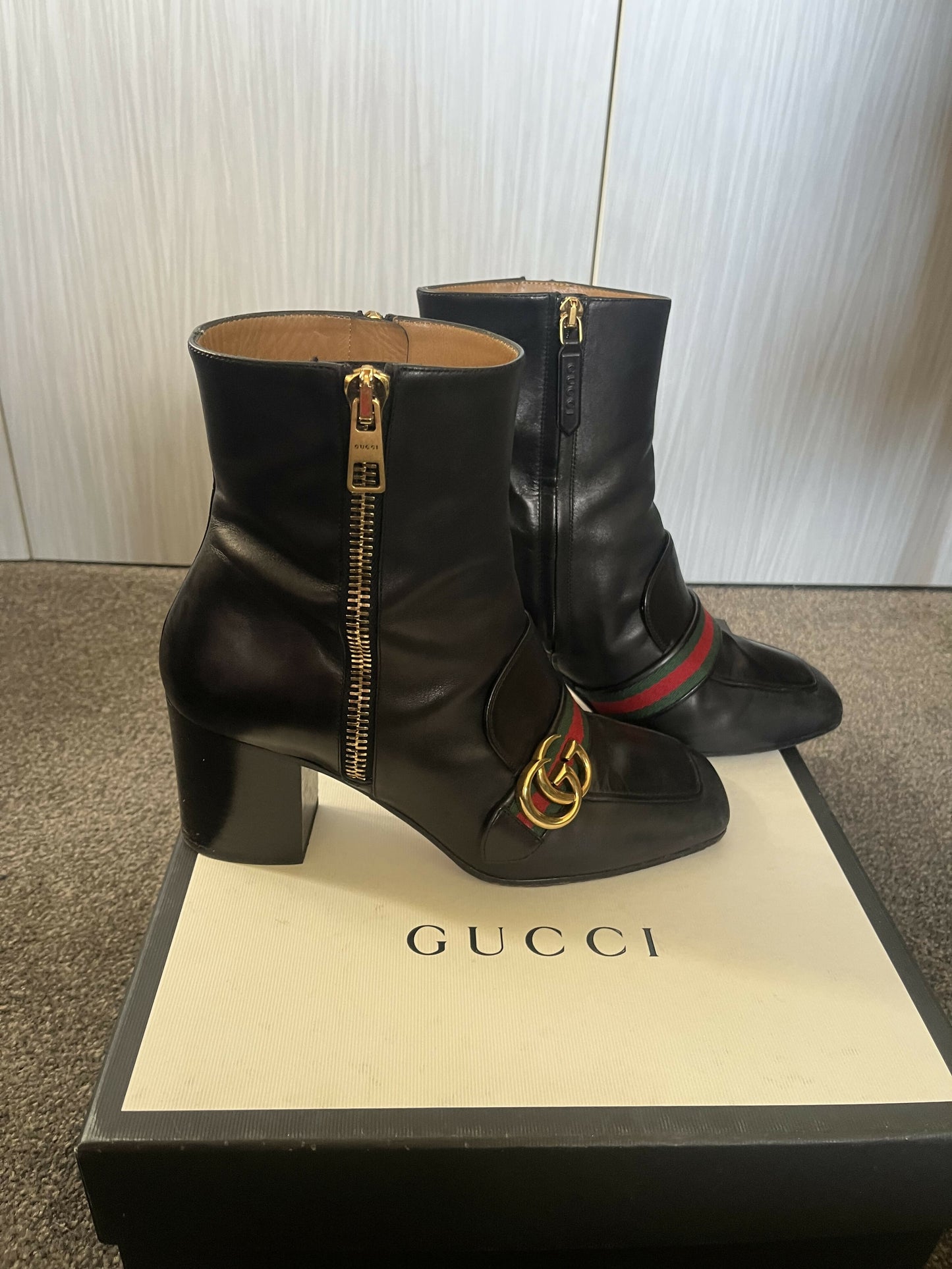 GUCCI "Marmont" Ankle Boots - Full Set