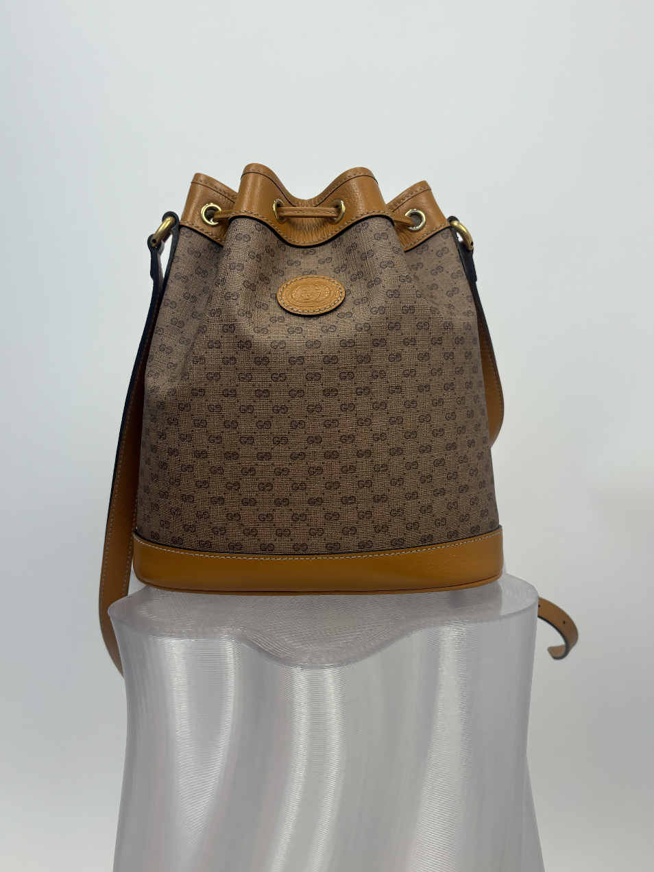 Gucci x Disney Mini Bucket Bag GG Supreme Mickey - FULL SET