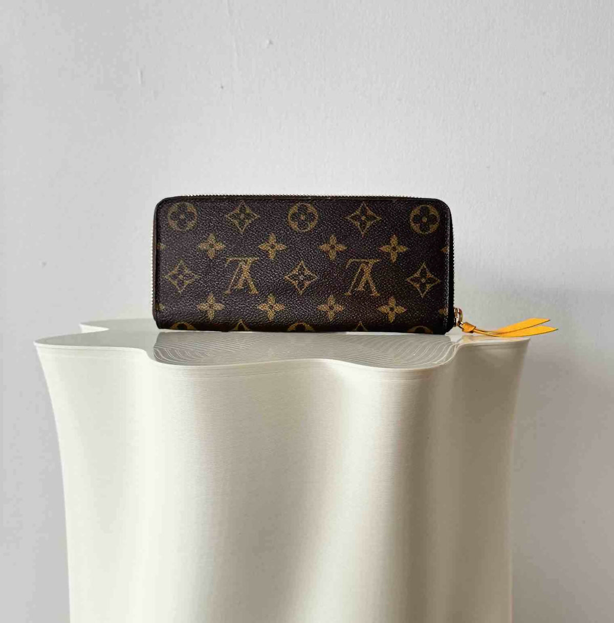 Louis Vuitton Monogram Yellow Clémence Wallet