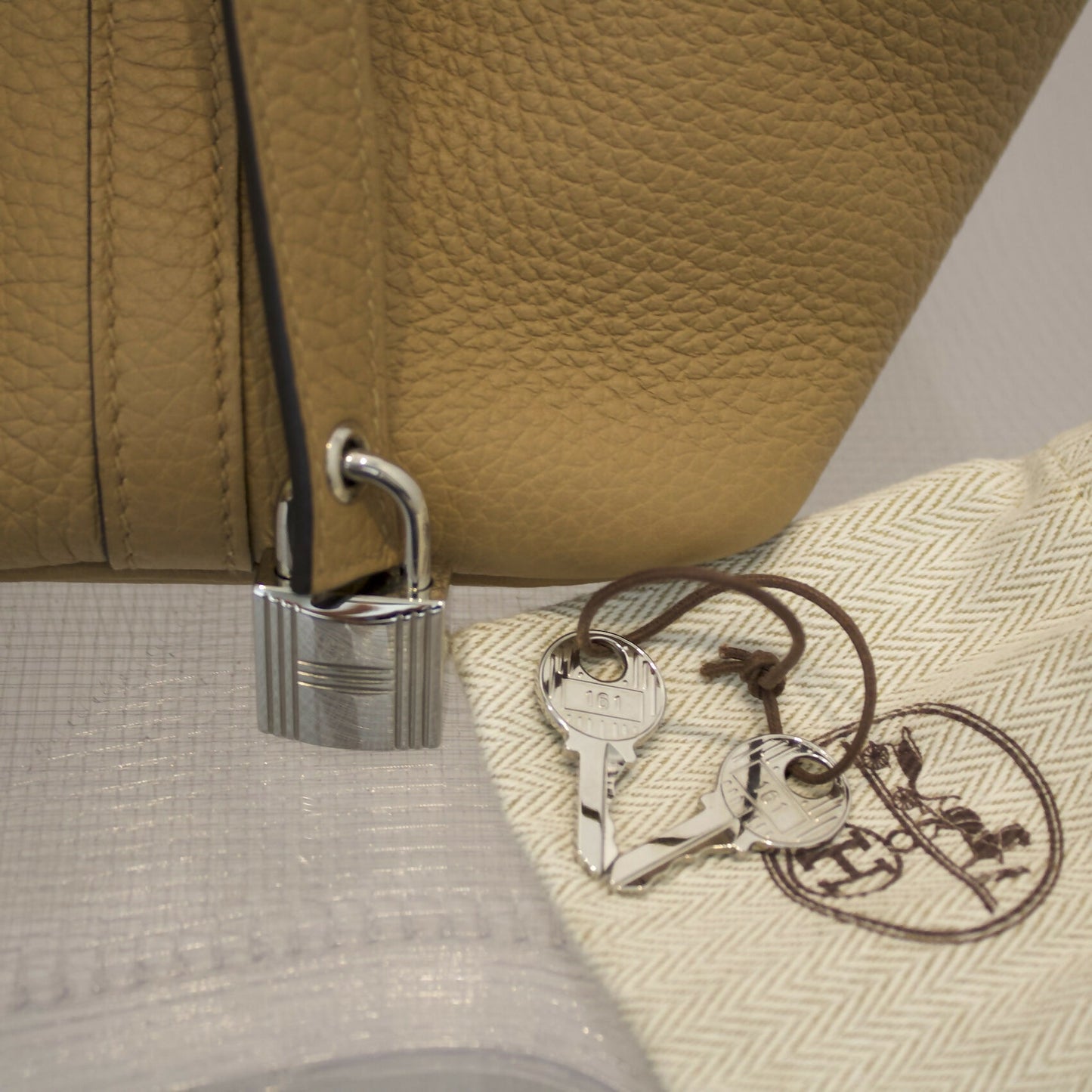 Hermès Picotin Lock 18 in Chai Leather