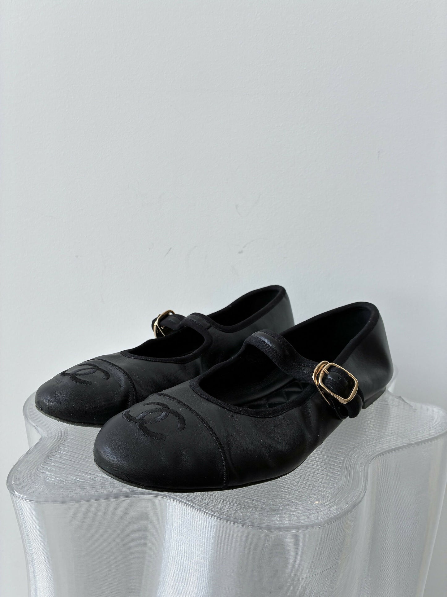 Chanel Mary Jane flats in Lambskin - FULL SET