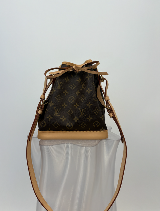 Louis Vuitton Petit Noe Bucket Bag in Monogram Canvas