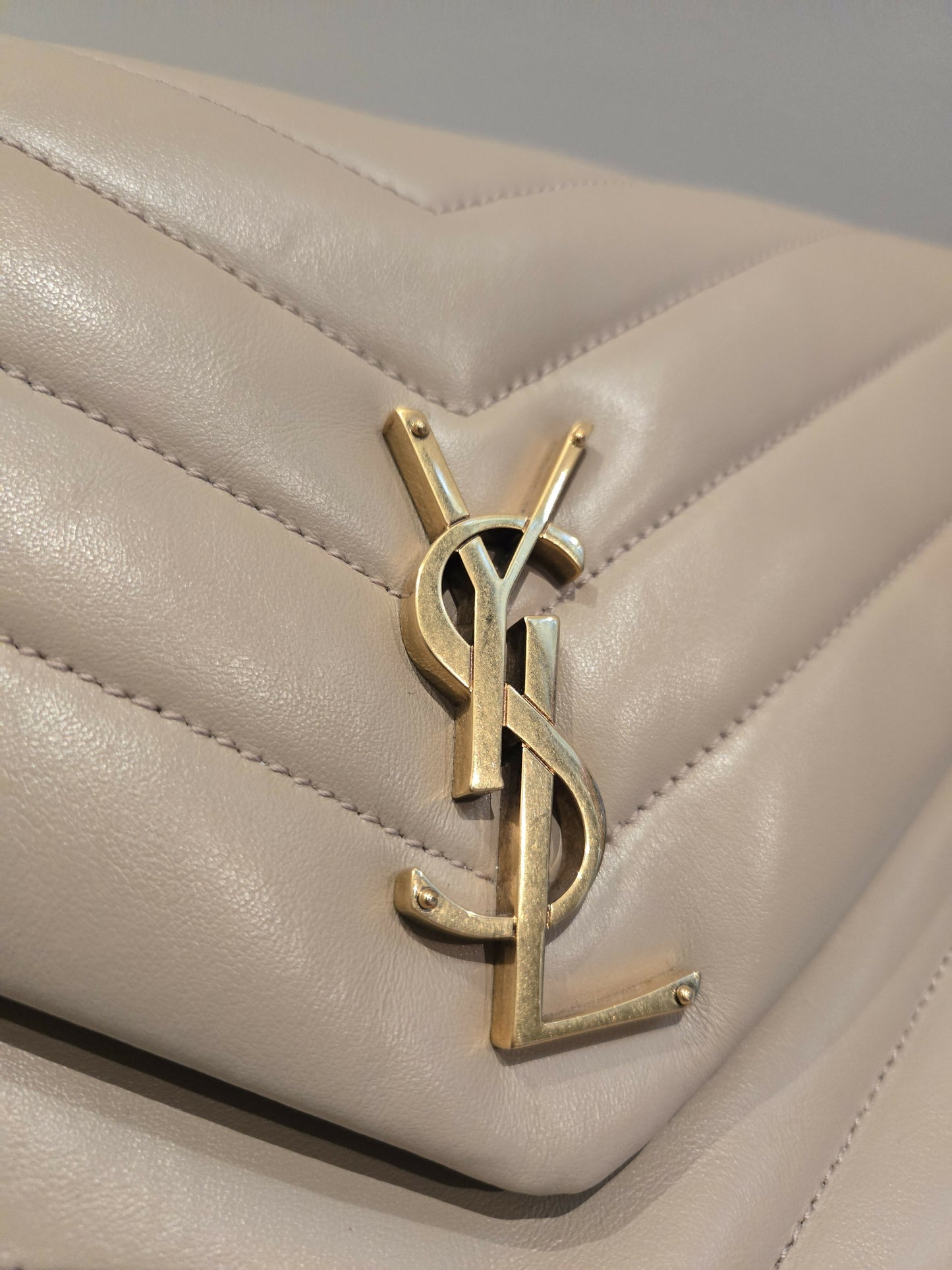 Medium Saint Laurent Loulou - FULL SET