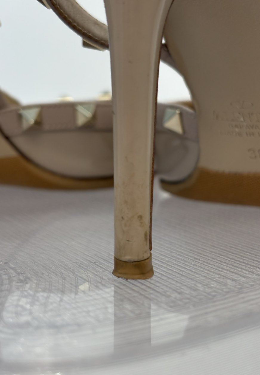 Valentino Garavani Rockstud Slingback Pumps