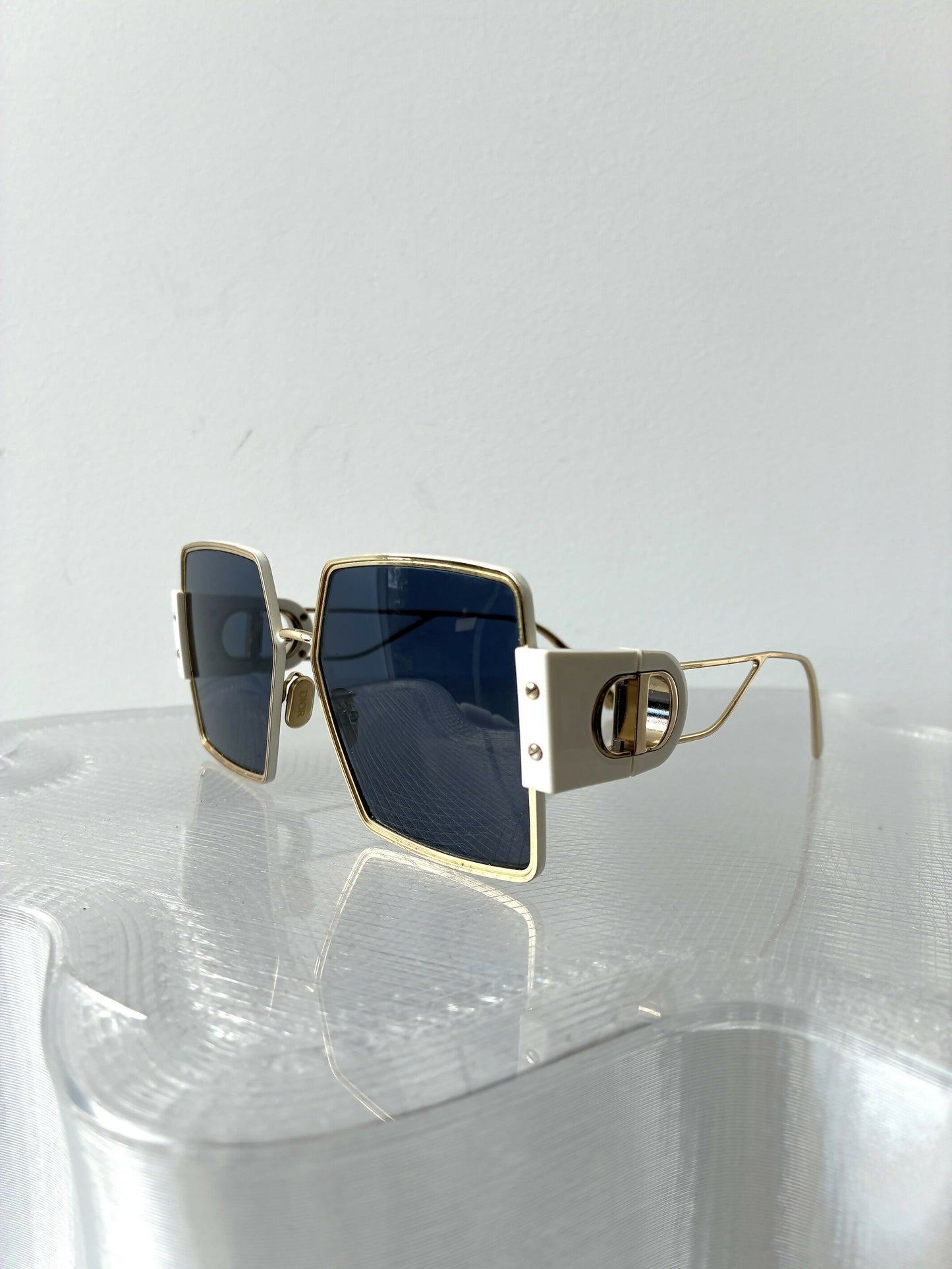 Dior 30 Montaigne Sunglasses