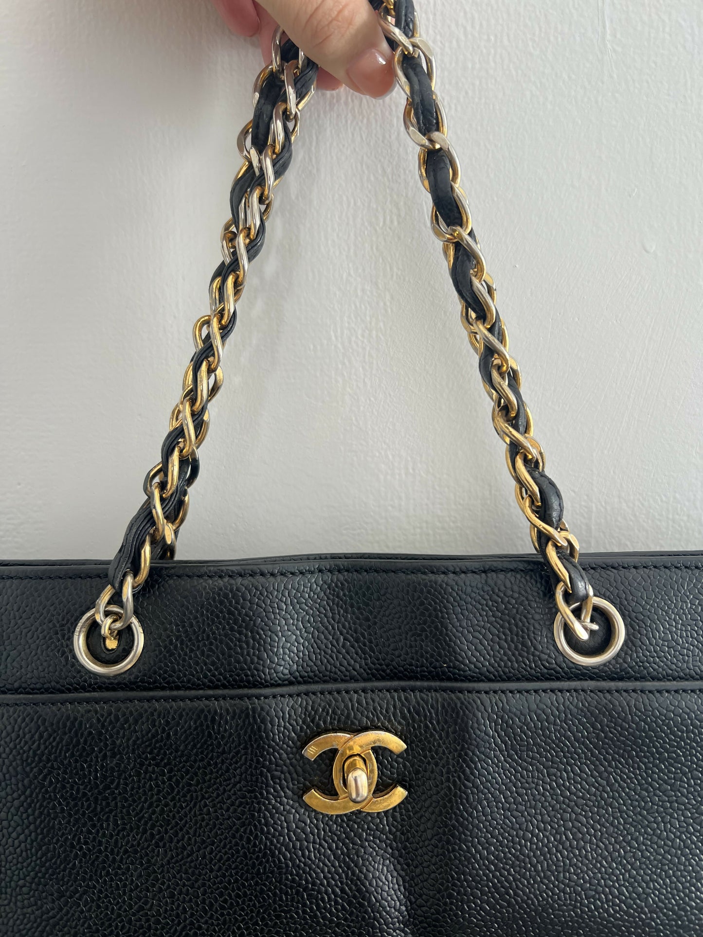 Chanel CC Chain Tote, in Caviar Leather in Black with Gold-Suffused Alloy Hardware