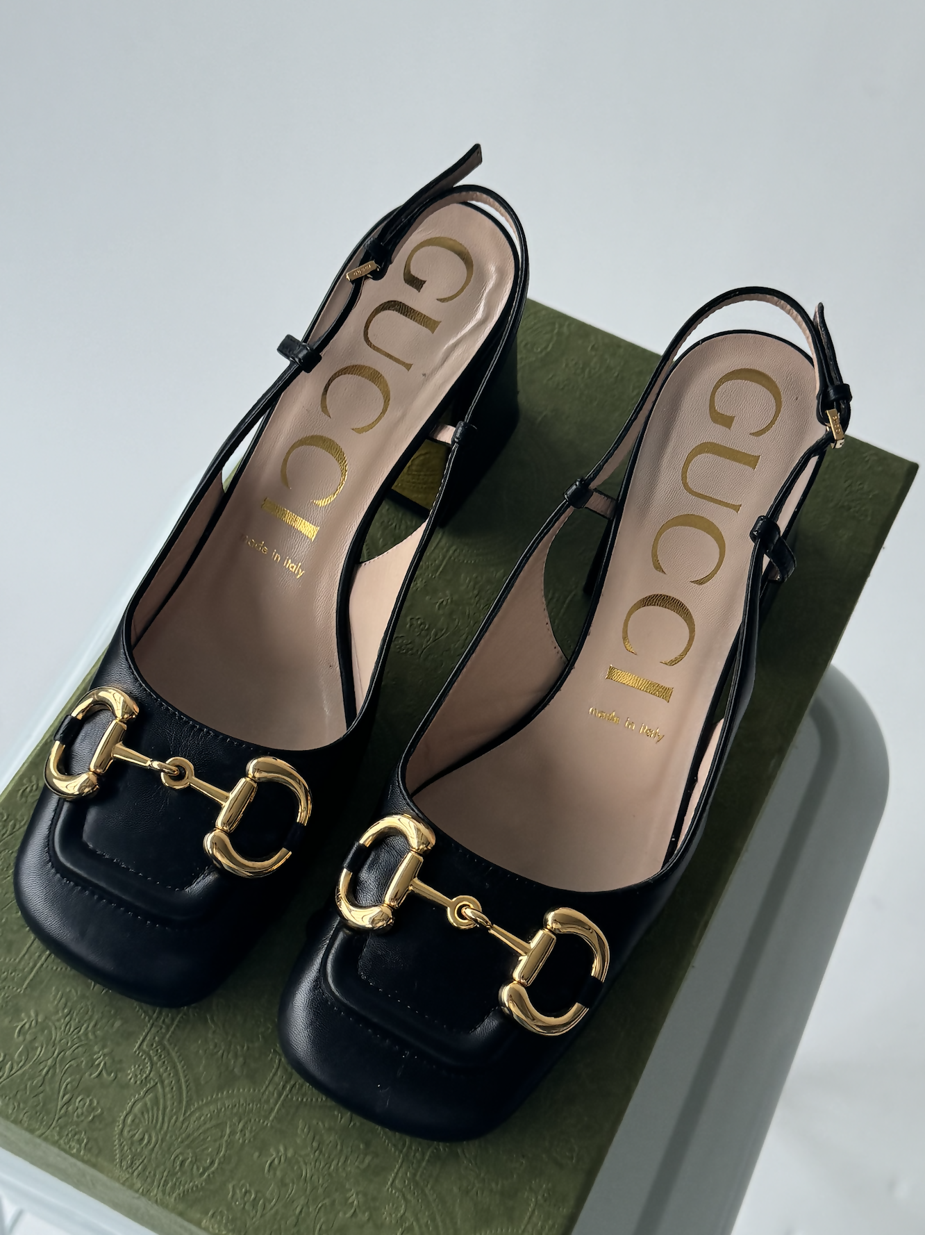 Gucci Horsebit Mid-Heel Slingback Pumps - Full Set