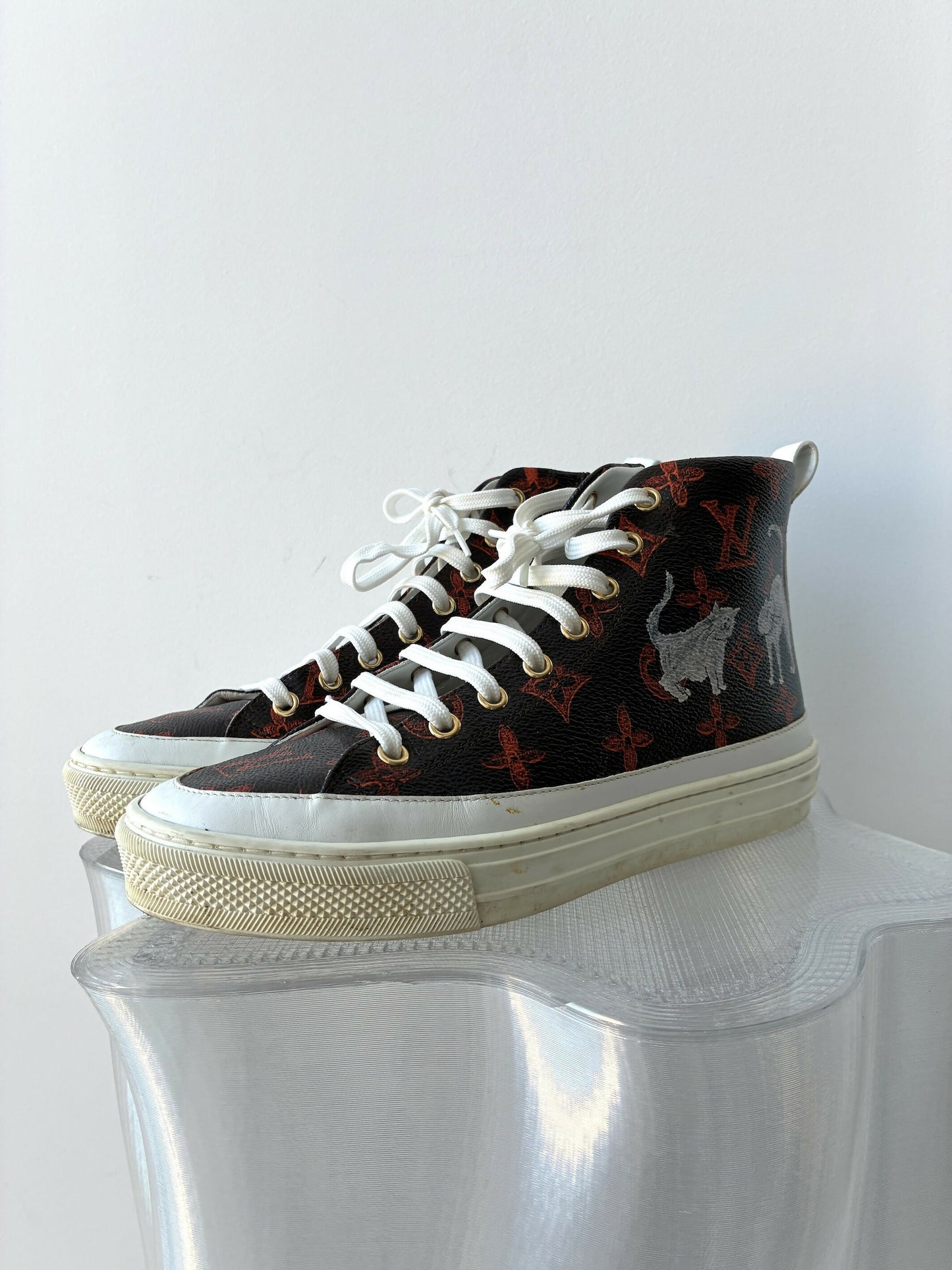 Louis Vuitton Catogram Sneakers
