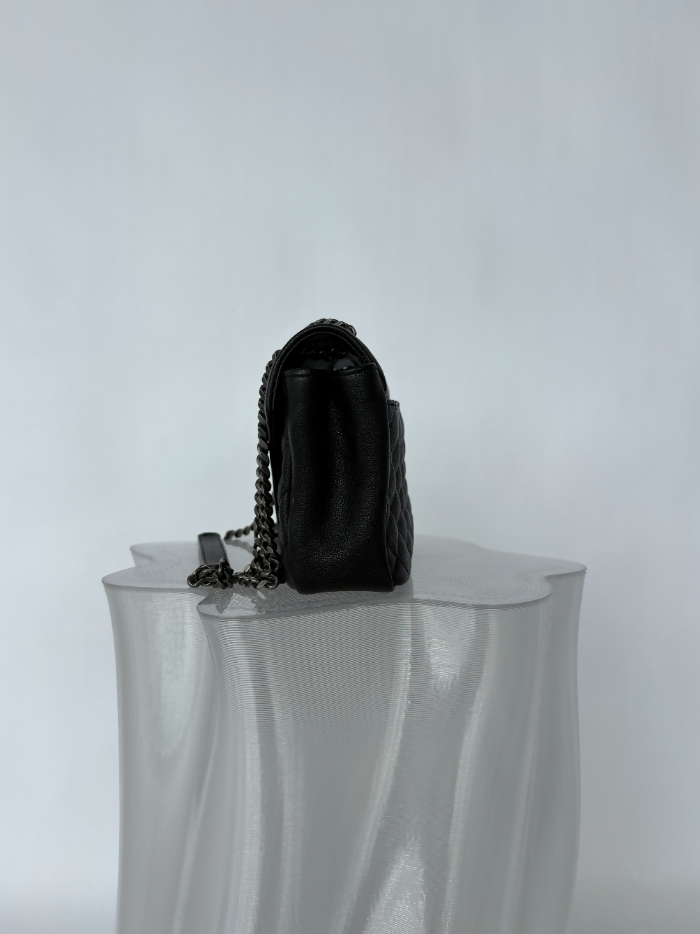 Yves Saint Laurent Medium Envelope Bag in Black Quilted Leather