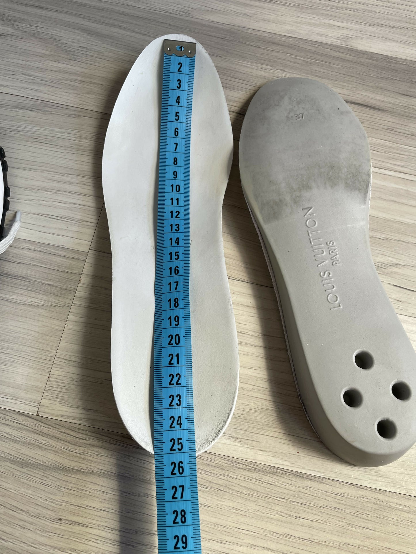 Louis Vuitton Sneakers