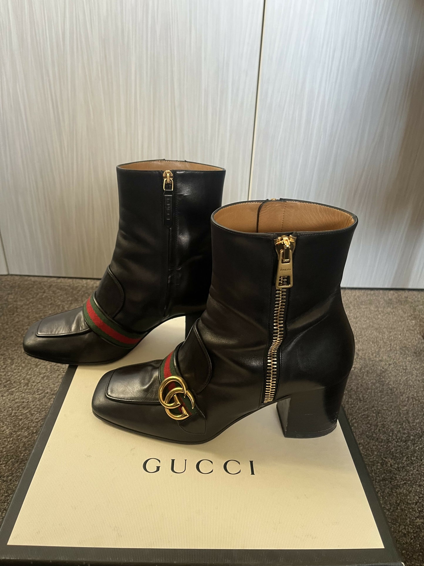 GUCCI "Marmont" Ankle Boots - Full Set