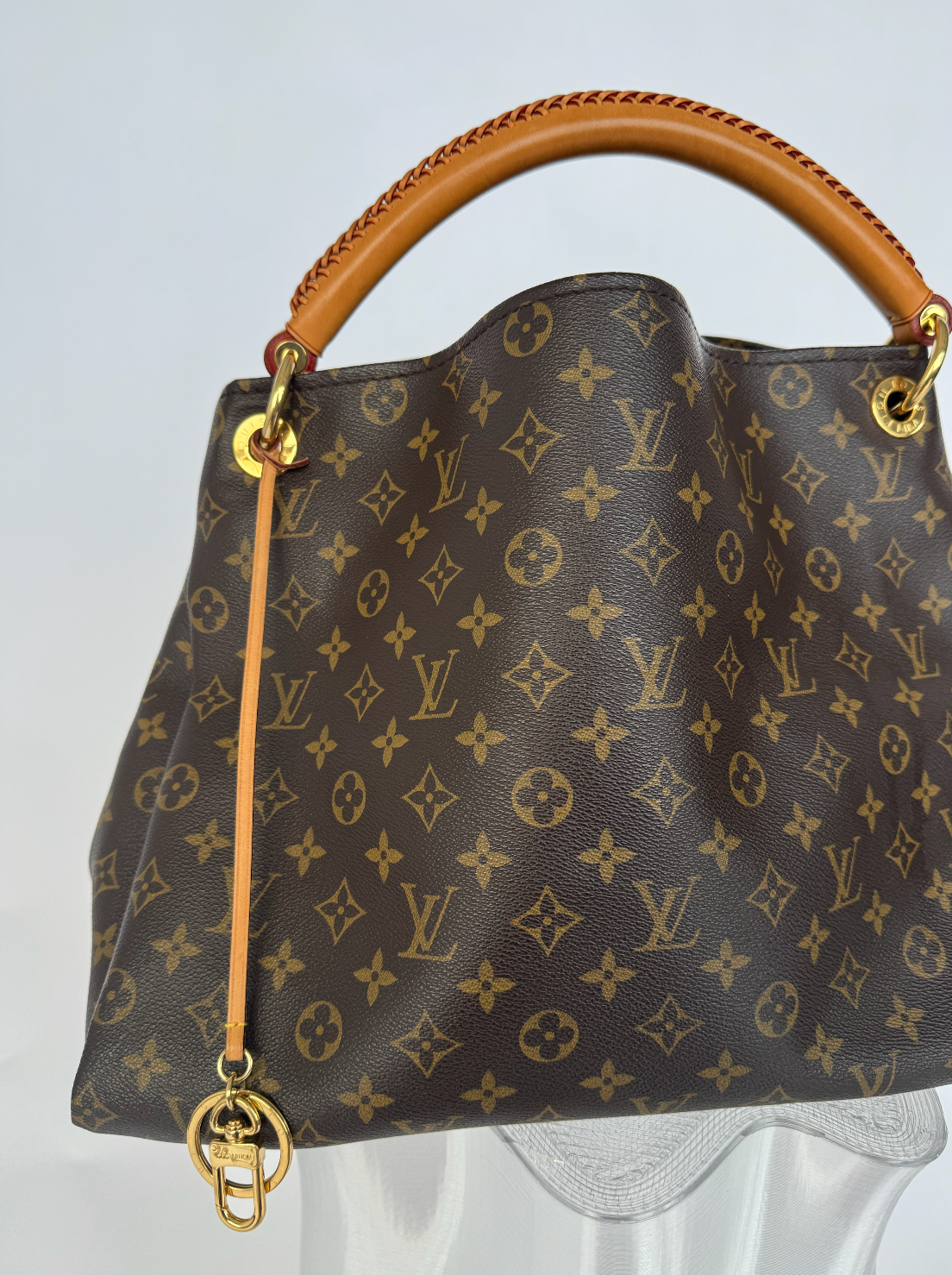 Louis Vuitton Artsy MM Hobo 2016