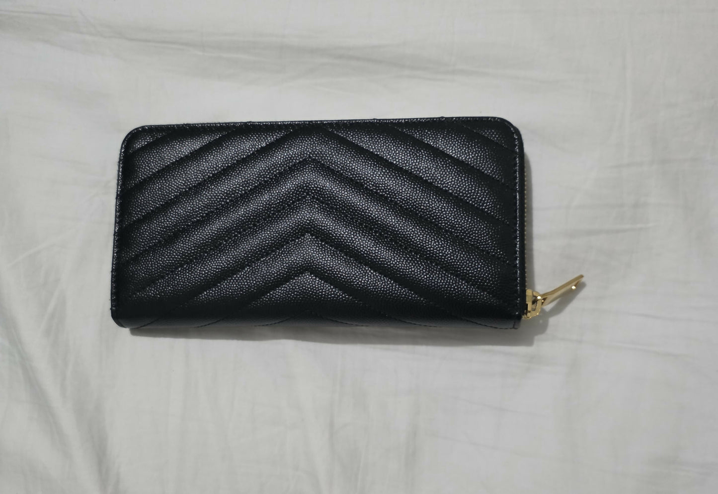 SAINT LAURENT CASSANDRE MATELASSÉ ZIP AROUND WALLET