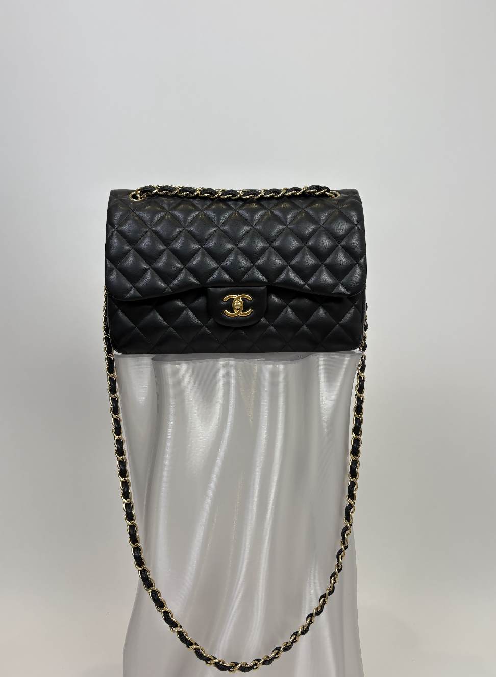 Chanel Jumbo Flap Bag in Black Lambskin