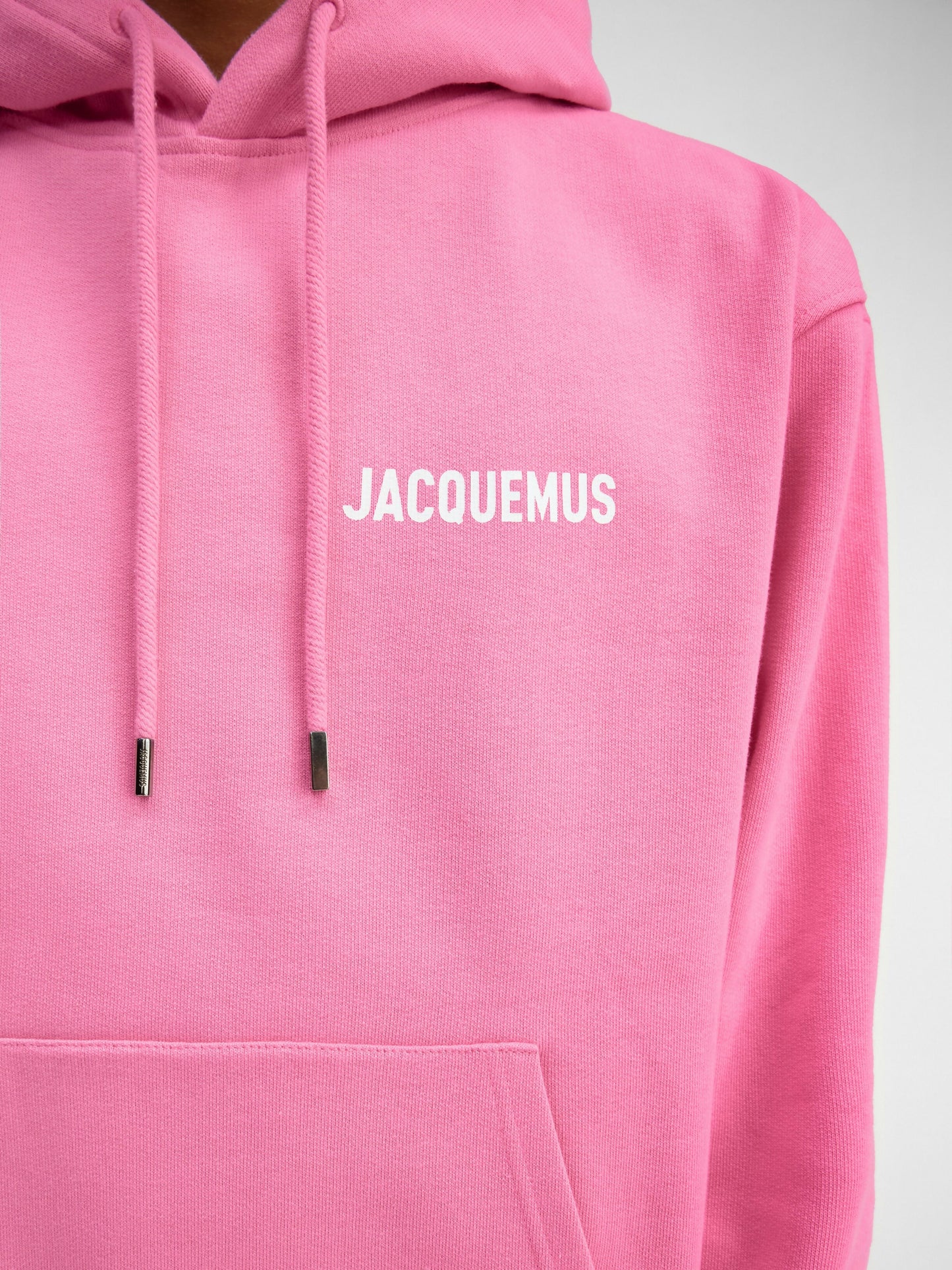 The Jacquemus sweatshirt