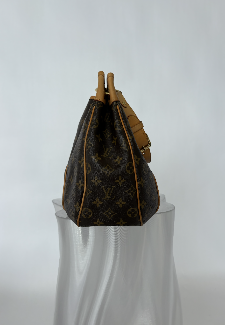Louis Vuitton Galliera PM in Monogram Canvas