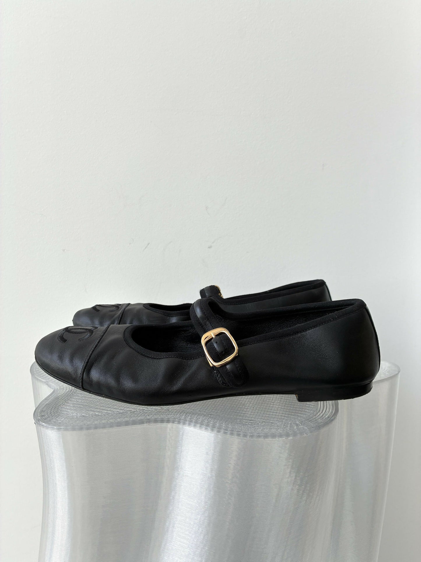 Chanel Mary Jane flats in Lambskin - FULL SET