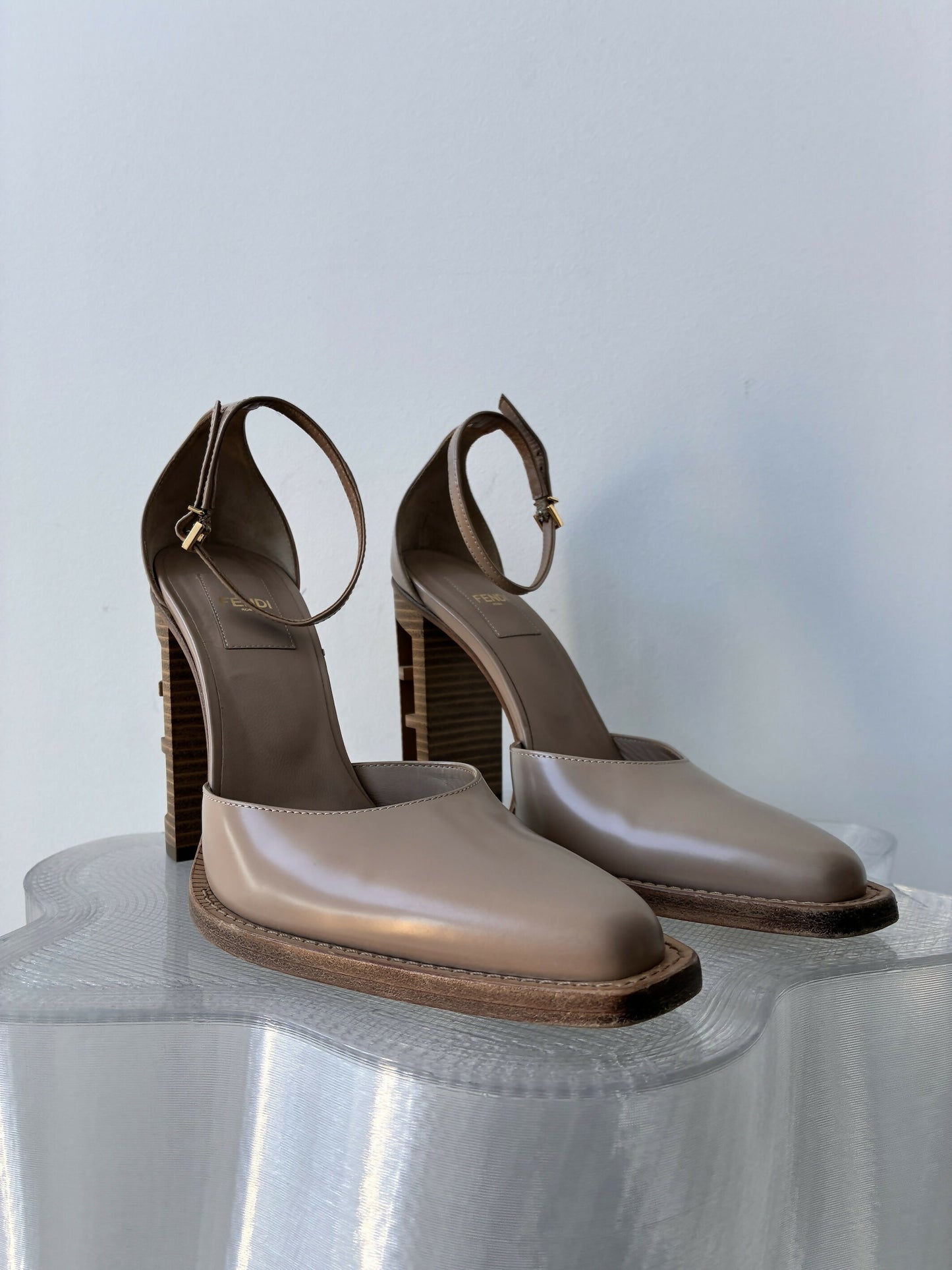 Fendi High Heels in Light Pink - FULL SET