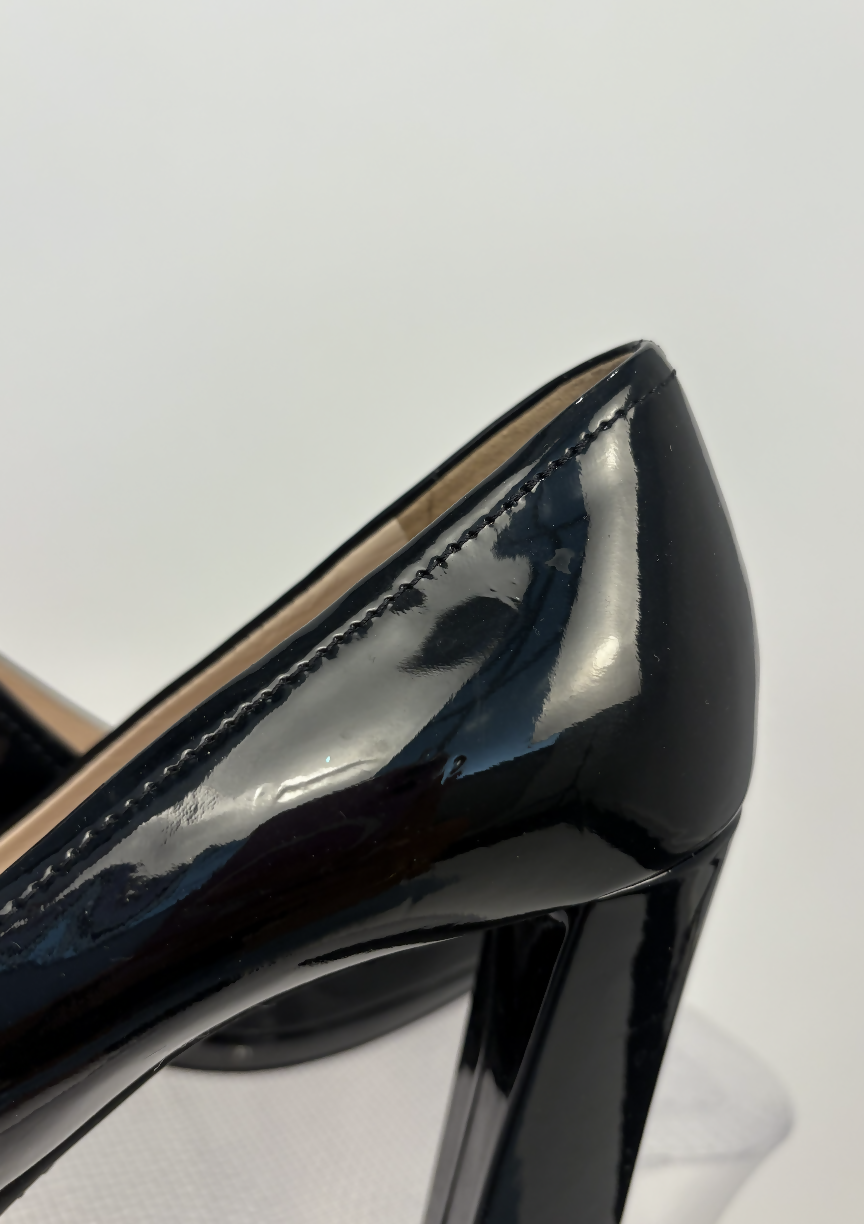 Prada Black Pumps with Bow