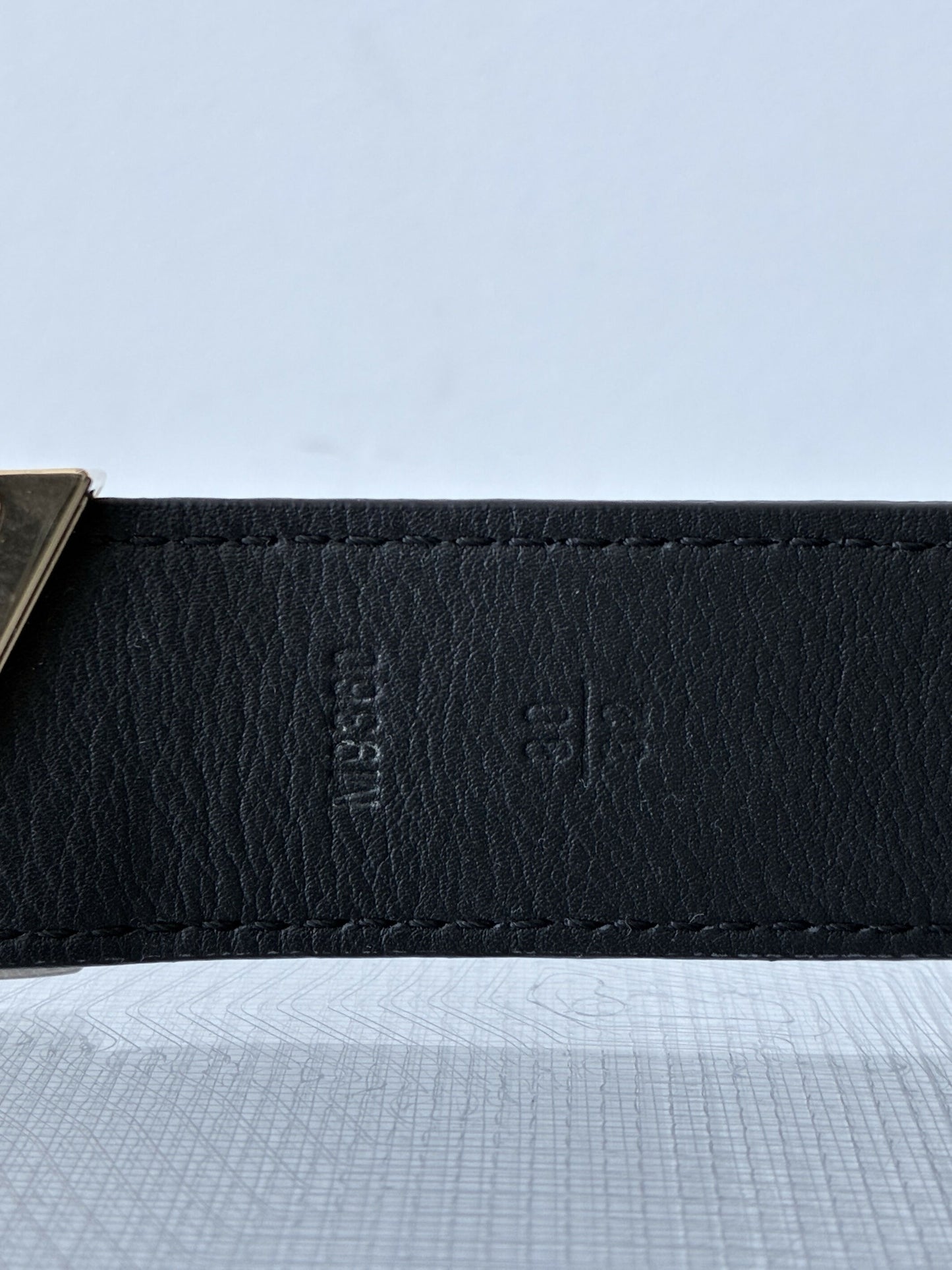 Louis Vuitton Epi Leather Dual-Toned Twist Belt
