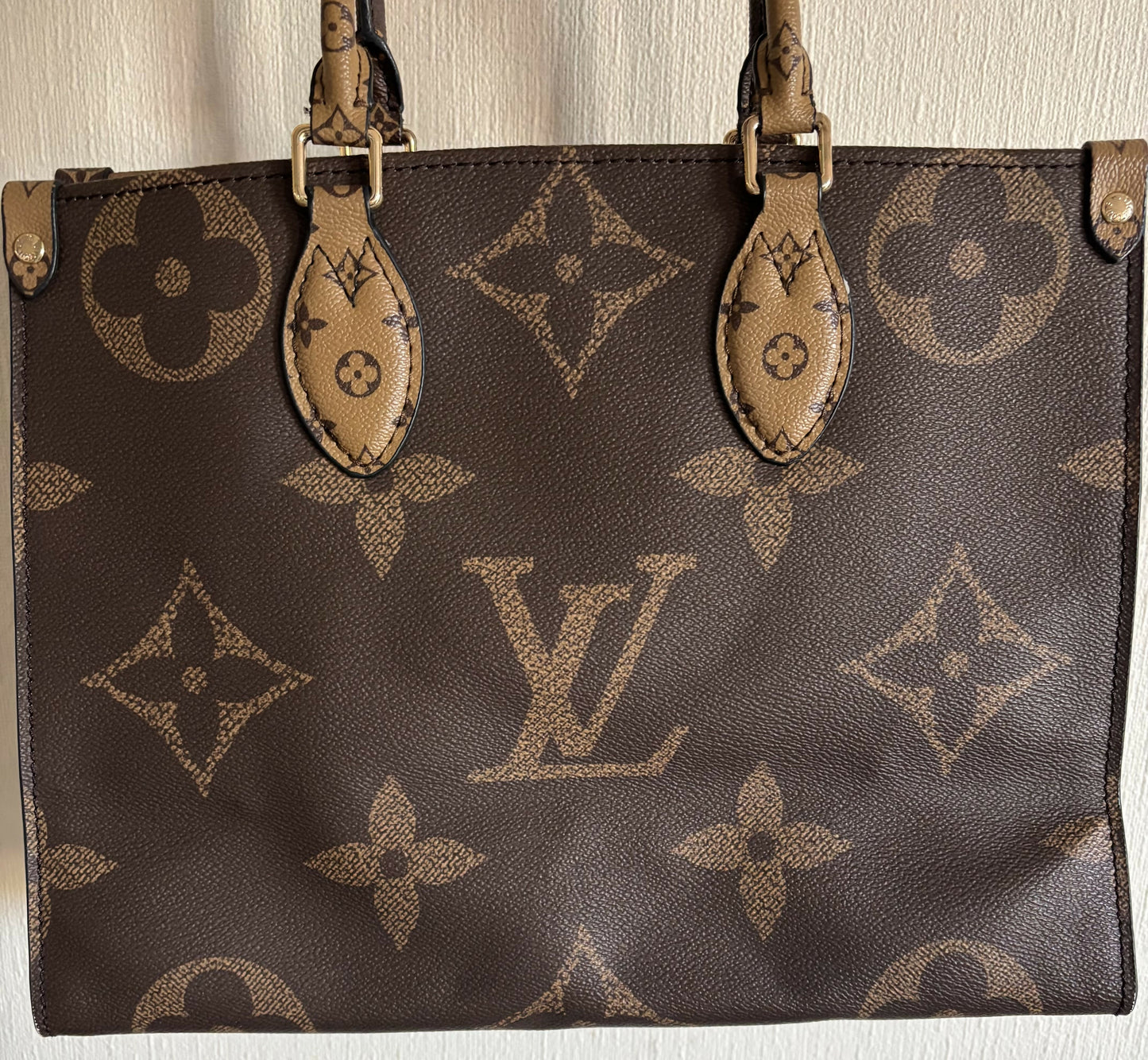 Louis Vuitton OnTheGo GM