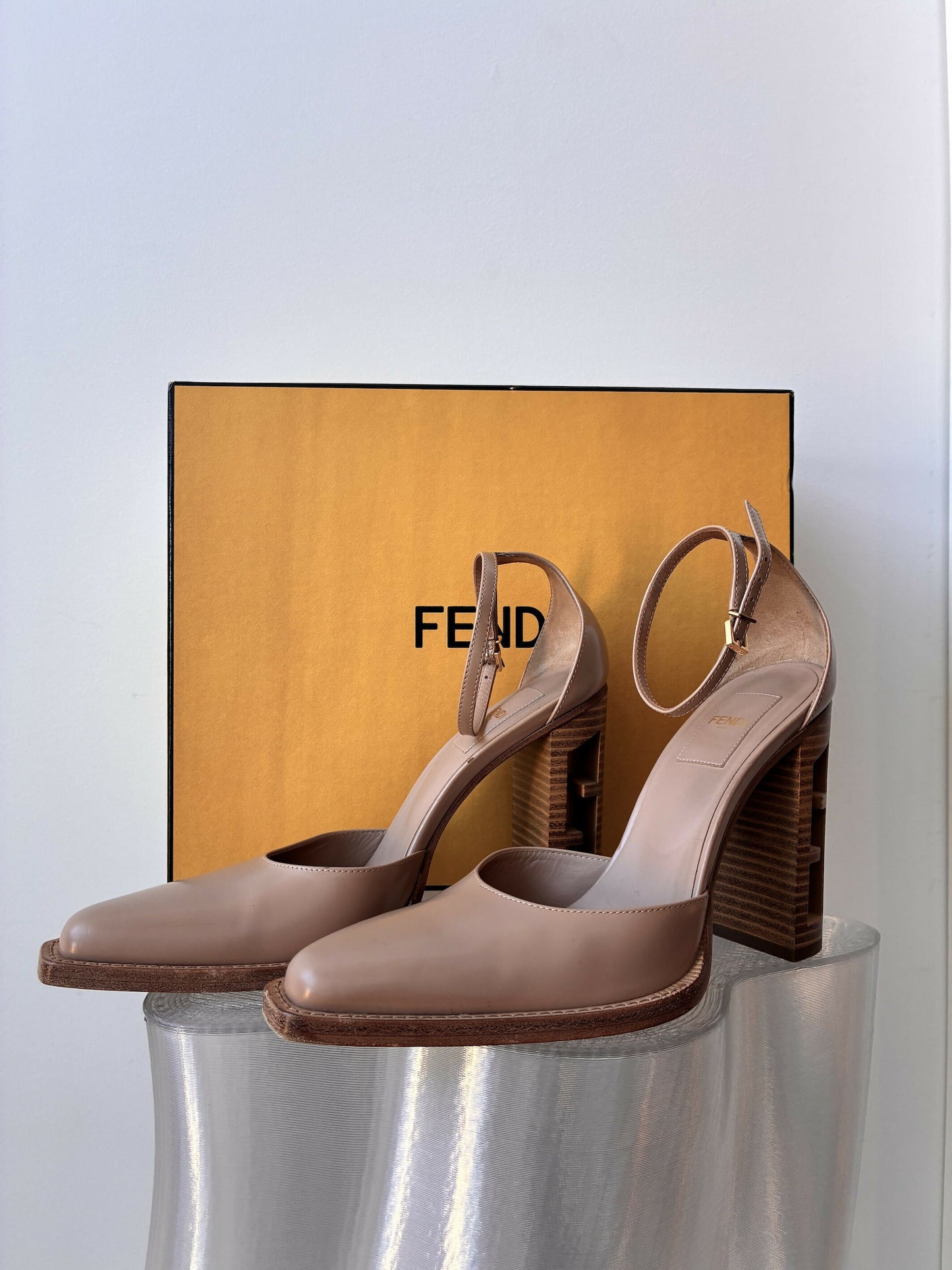 Fendi High Heels in Light Pink - FULL SET