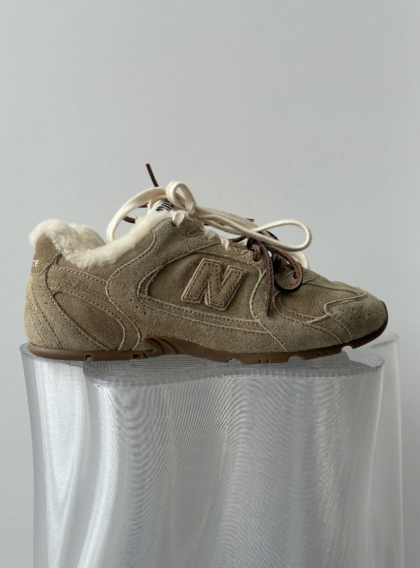 New Balance x Miu Miu 530 SL Suede Sneakers - FULL SET