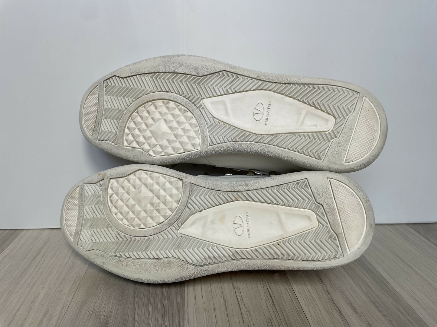 Valentino Garavani leather studs sneakers