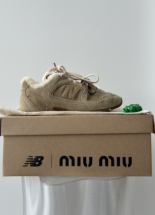 New Balance x Miu Miu 530 SL Suede Sneakers - FULL SET