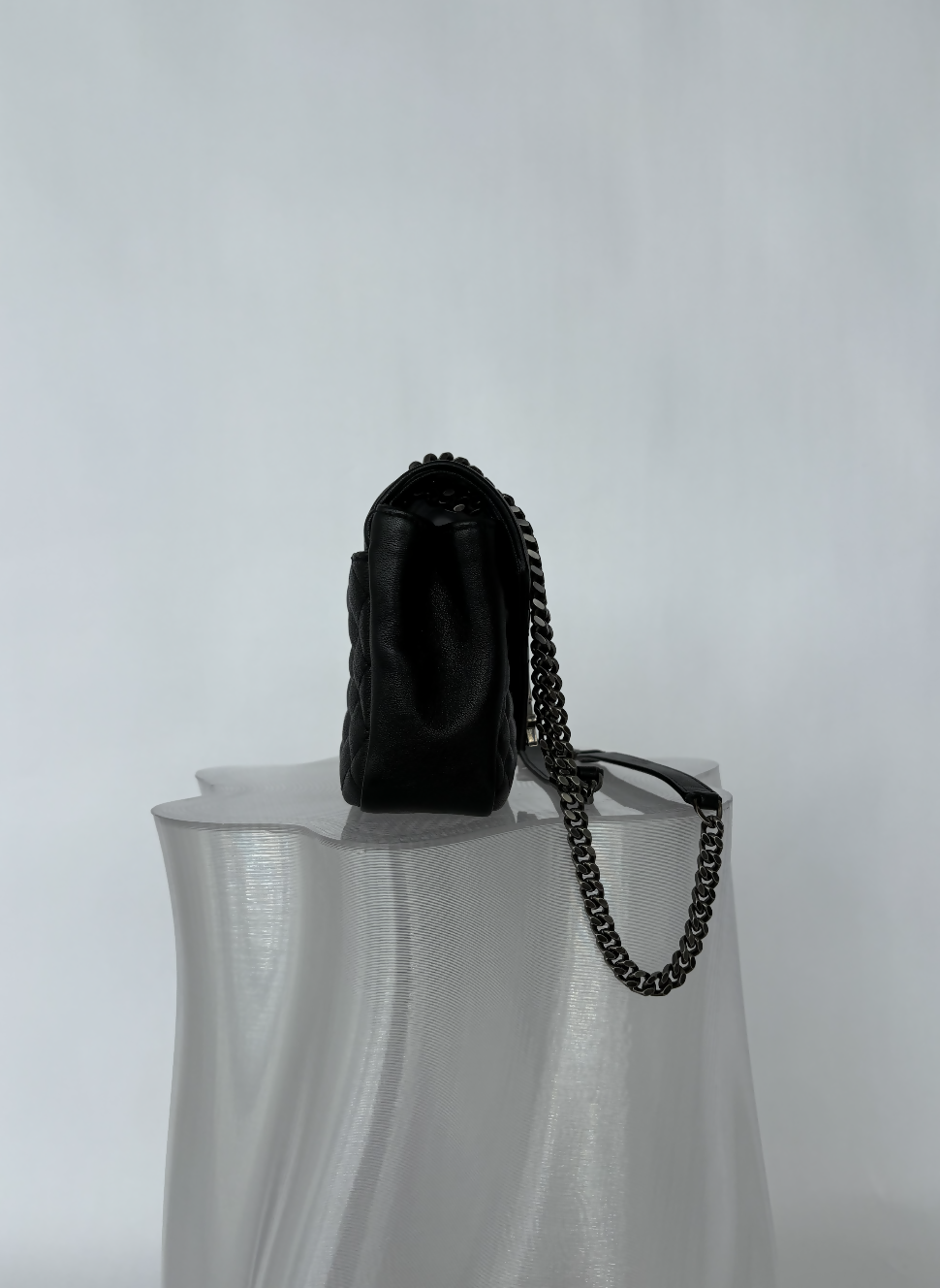 Yves Saint Laurent Medium Envelope Bag in Black Quilted Leather