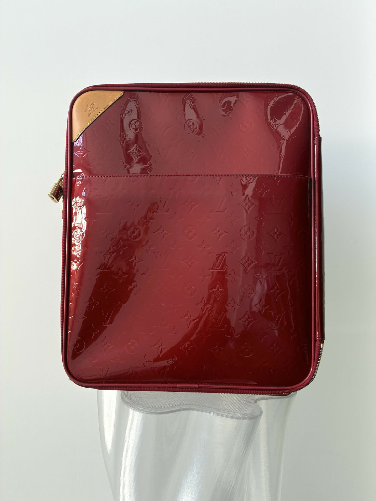 Louis Vuitton Pomme d’Amour Monogram Vernis Pegase 45 Suitcase