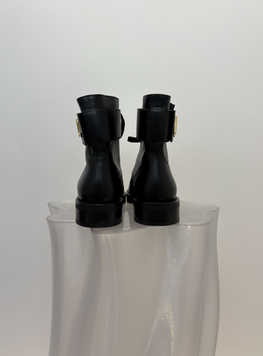  Louis Vuitton Wonderland Ranger Boots in Black Leather - FULL SET