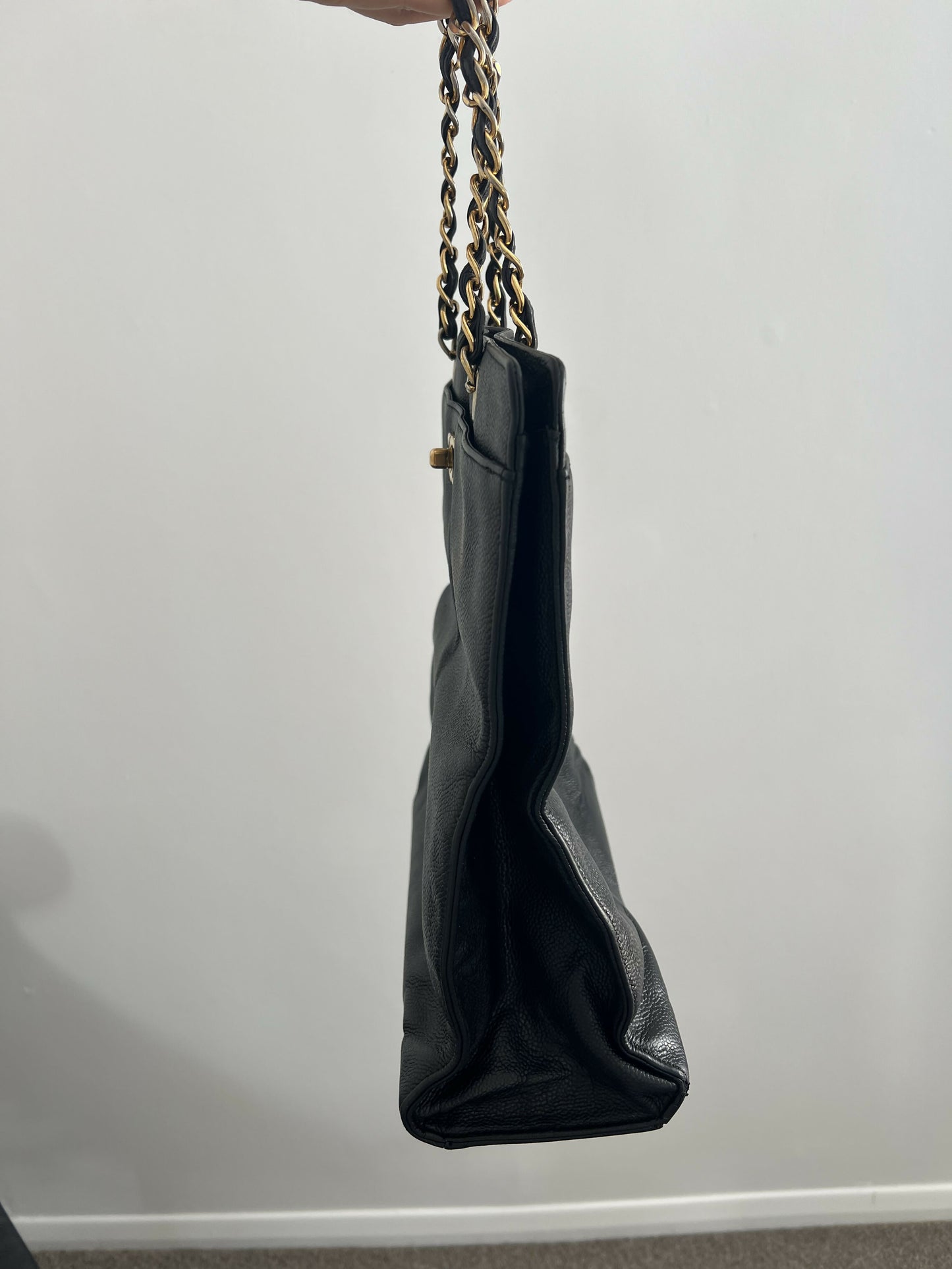 Chanel CC Chain Tote, in Caviar Leather in Black with Gold-Suffused Alloy Hardware