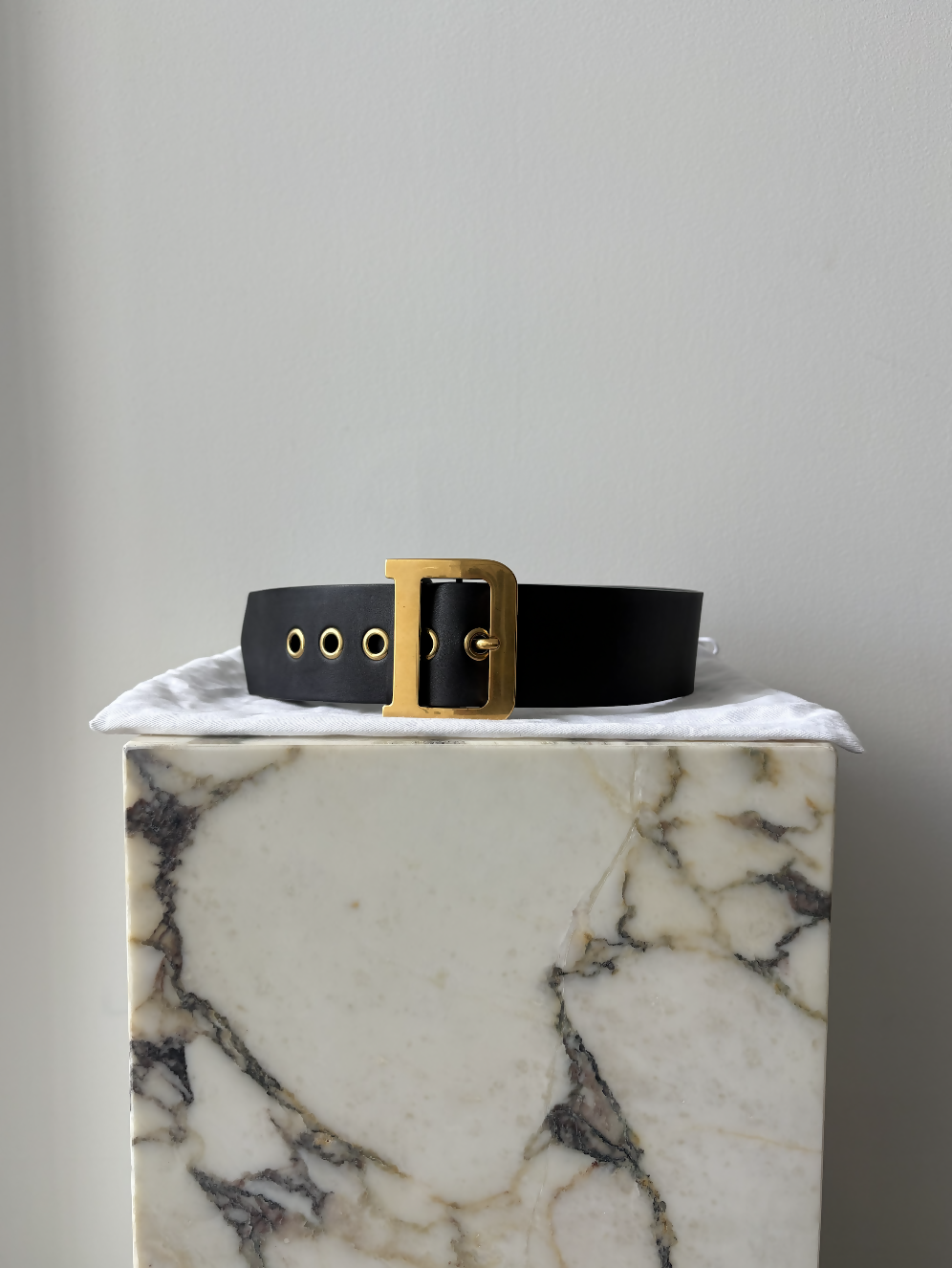 Christian Dior Diorquake D Buckle Leather Belt