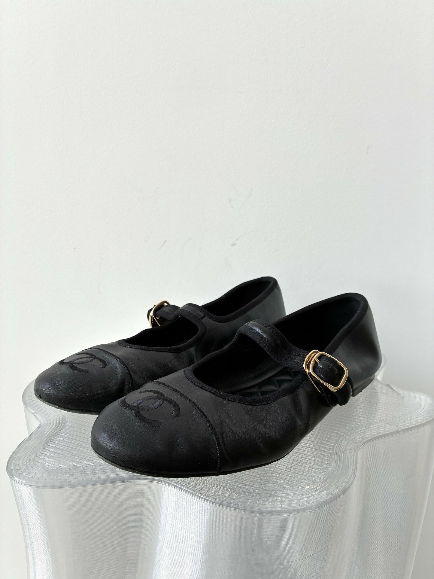 Chanel Mary Jane flats in Lambskin - FULL SET